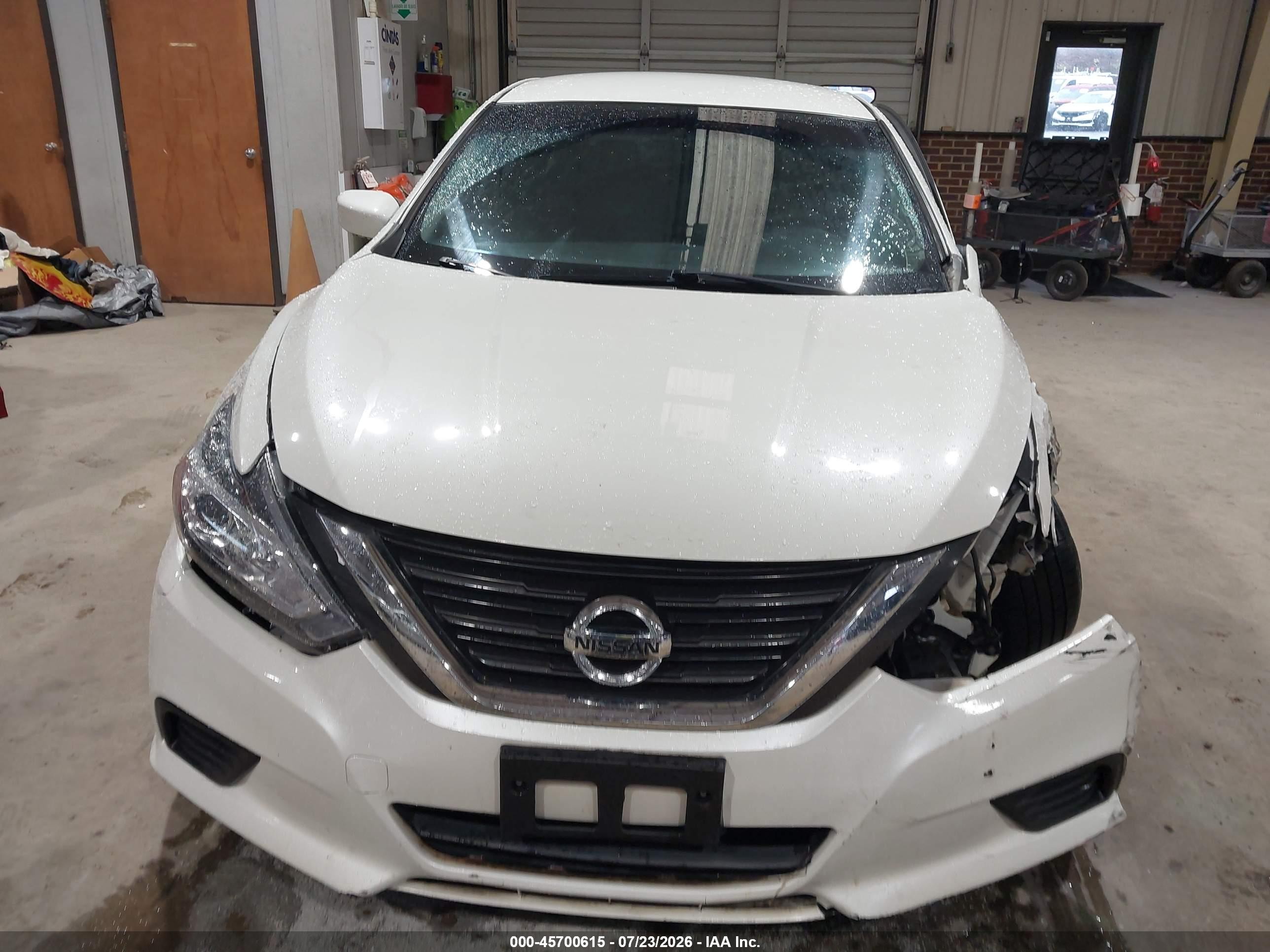 2016 Nissan Altima 2.5 S White vin: 1N4AL3AP4GC239588