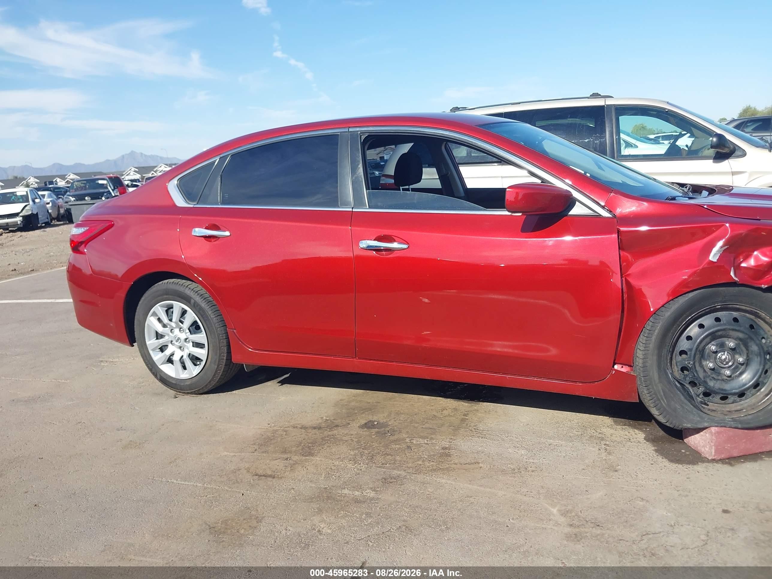 2016 Nissan Altima 2.5 S Red vin: 1N4AL3AP4GN356866