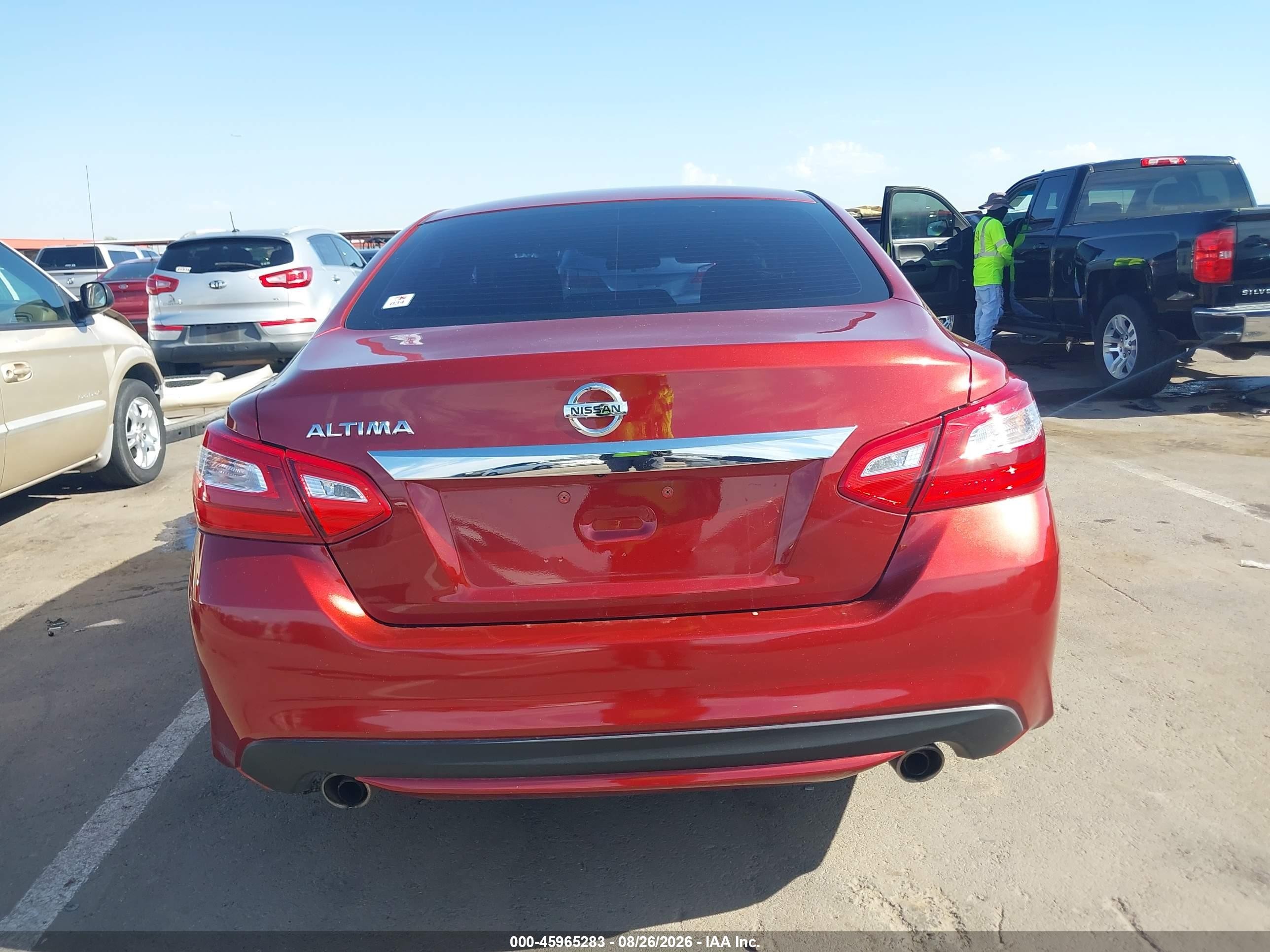 2016 Nissan Altima 2.5 S Red vin: 1N4AL3AP4GN356866