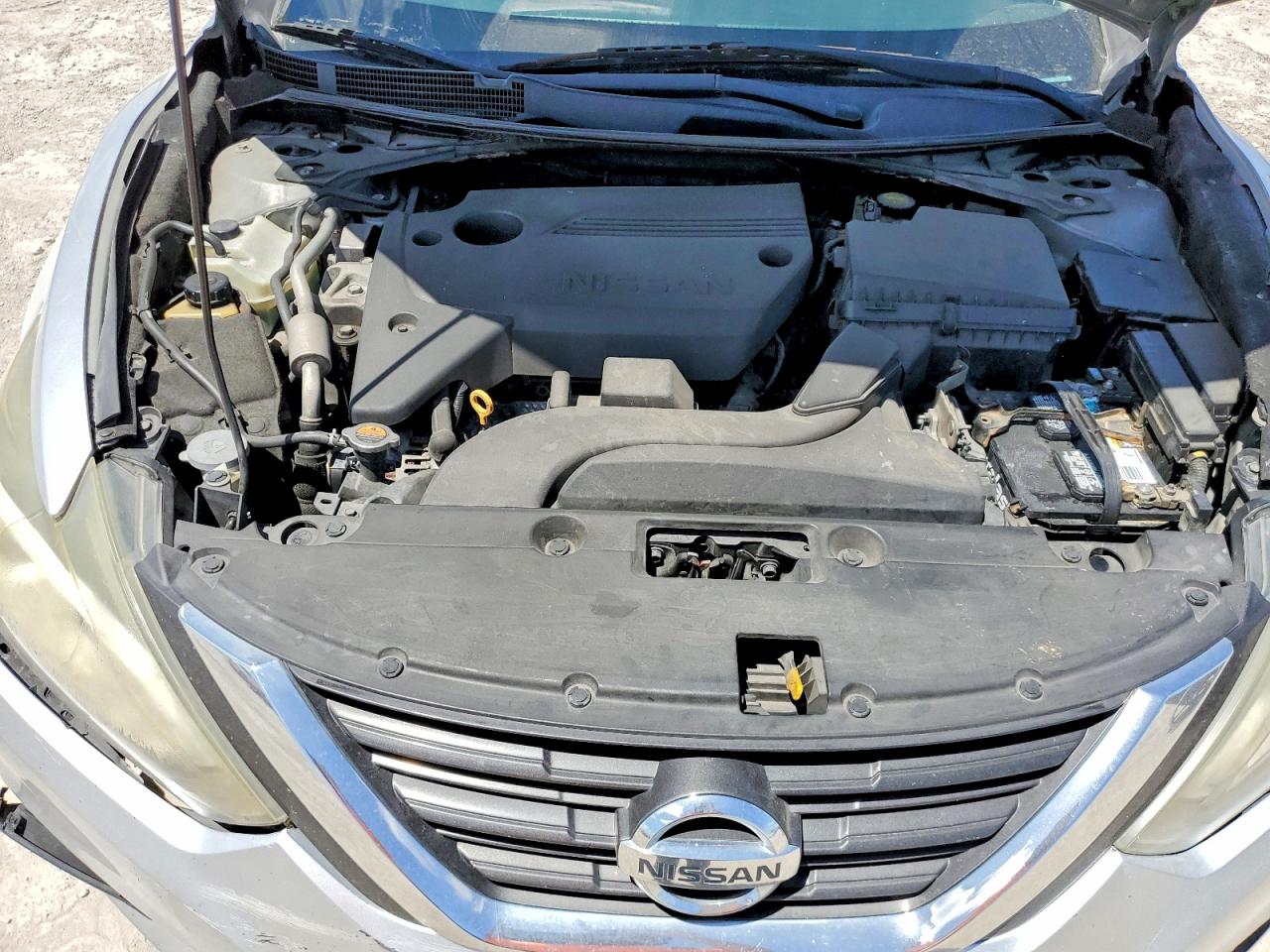 2016 Nissan Altima 2.5 S Silver vin: 1N4AL3AP4GN362828