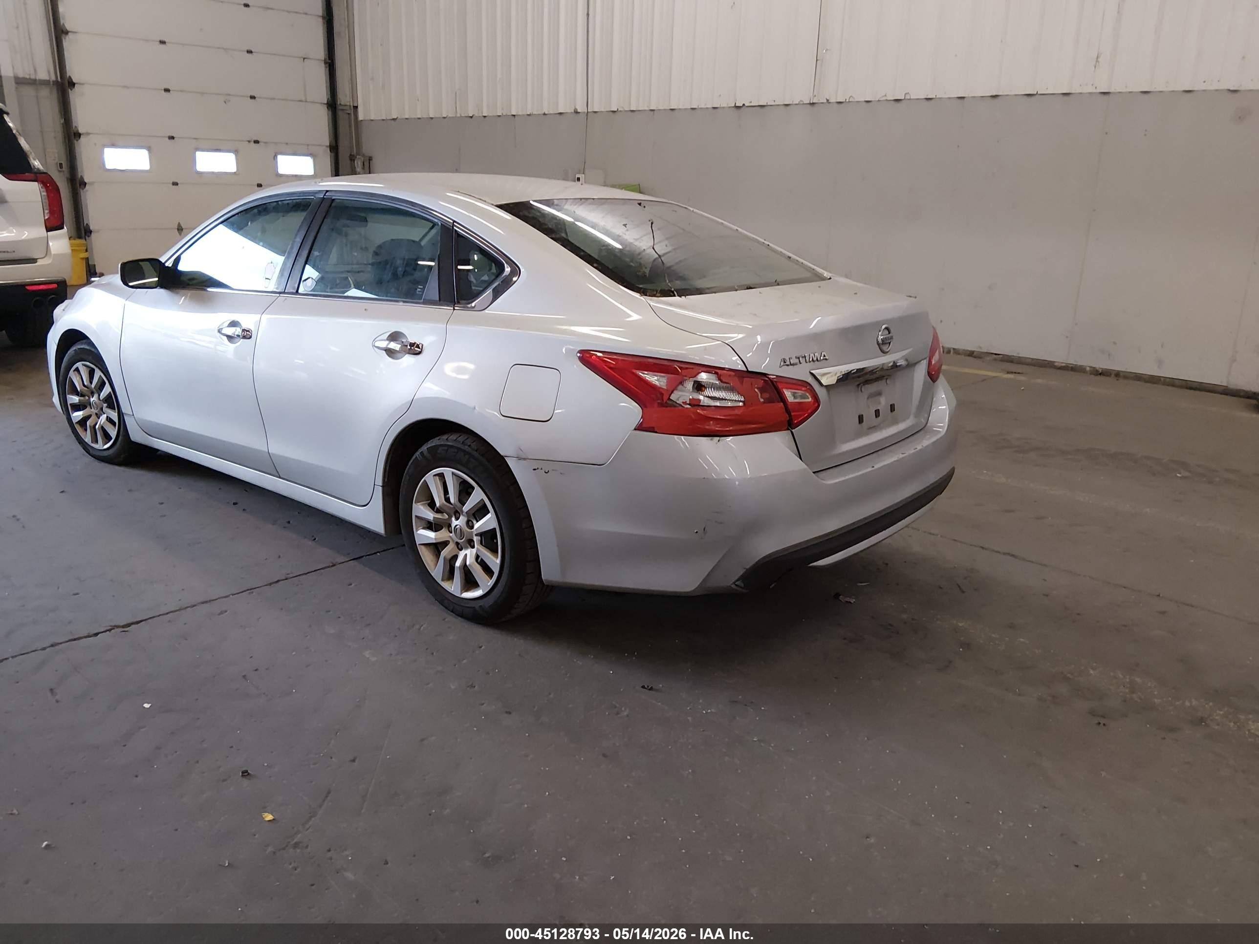 2016 Nissan Altima 2.5/2.5 S/2.5 Sl/2.5 Sr/2.5 Sv Silver vin: 1N4AL3AP4GN376874