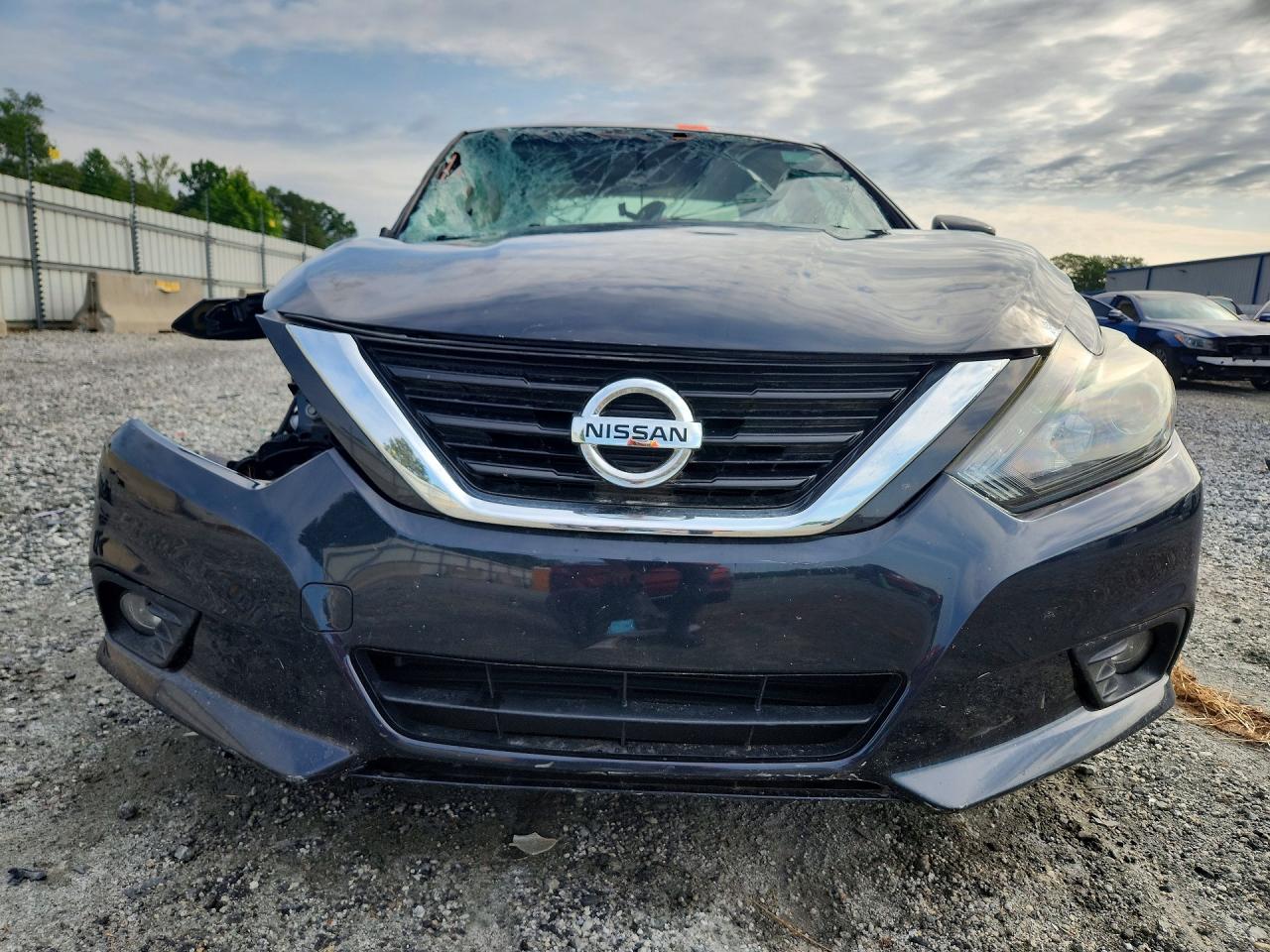 2017 Nissan Altima 2.5 Sl Black vin: 1N4AL3AP4HC256392
