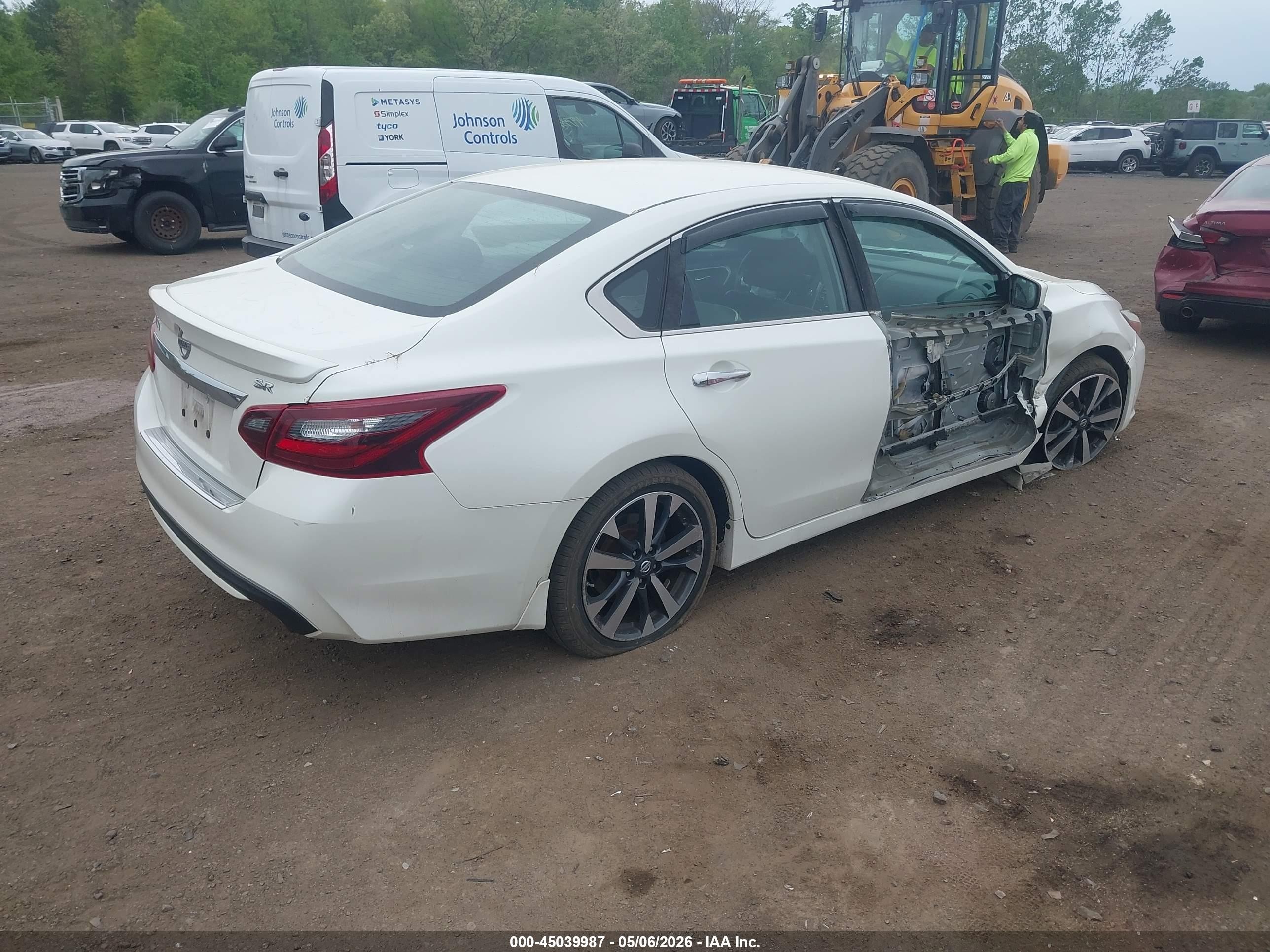 2017 Nissan Altima 2.5 Sr White vin: 1N4AL3AP4HC265724
