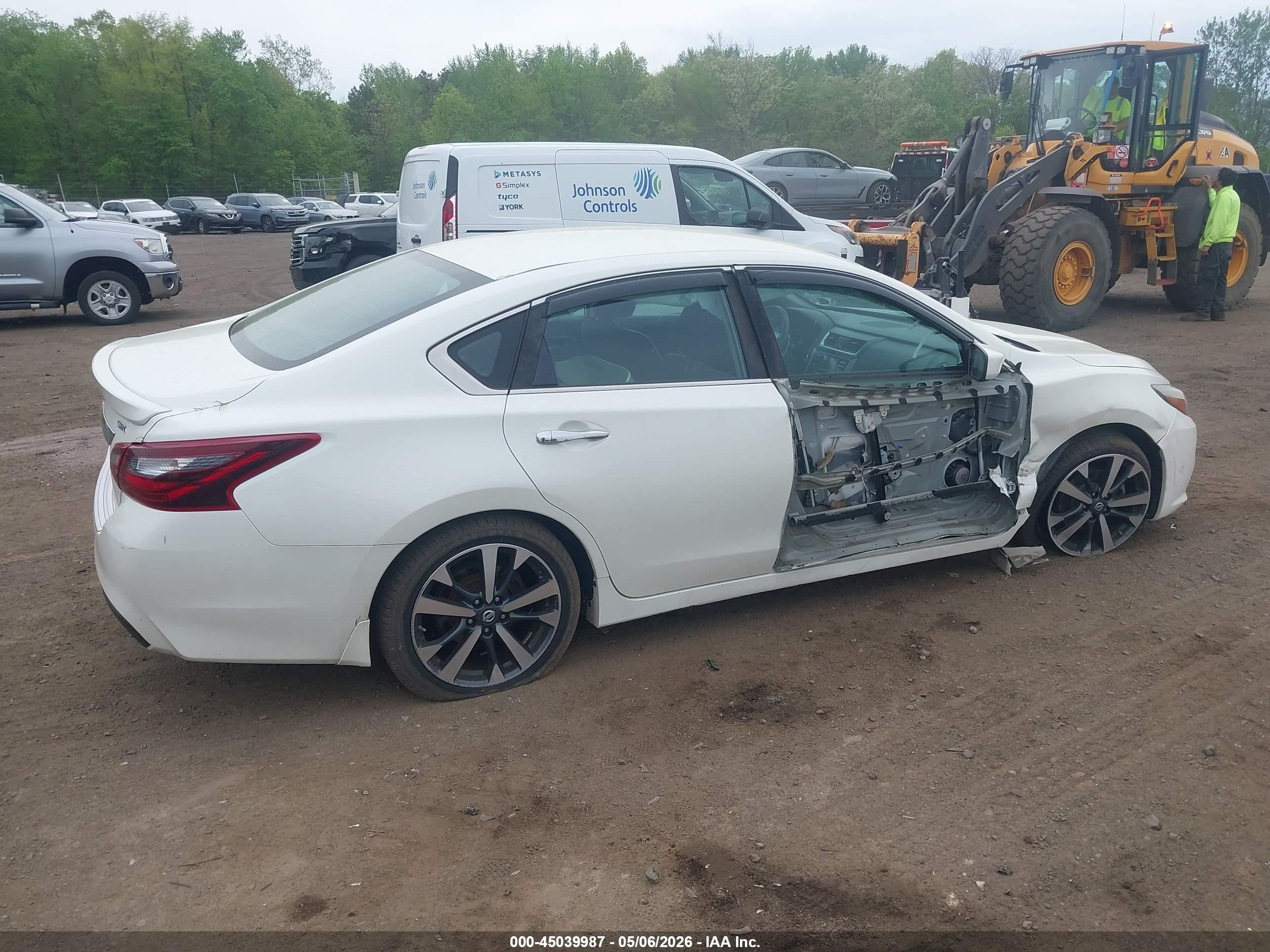 2017 Nissan Altima 2.5 Sr White vin: 1N4AL3AP4HC265724