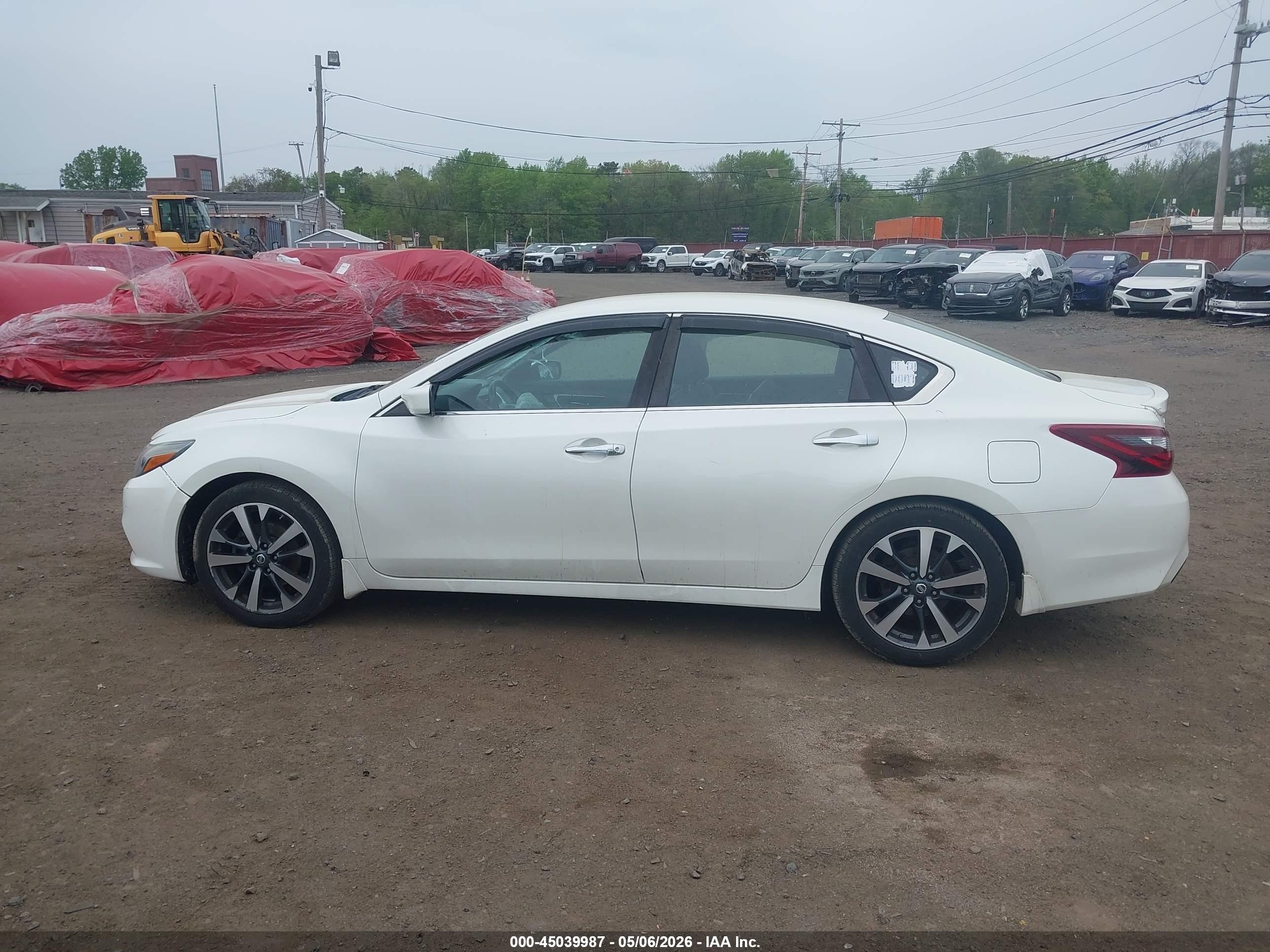 2017 Nissan Altima 2.5 Sr White vin: 1N4AL3AP4HC265724