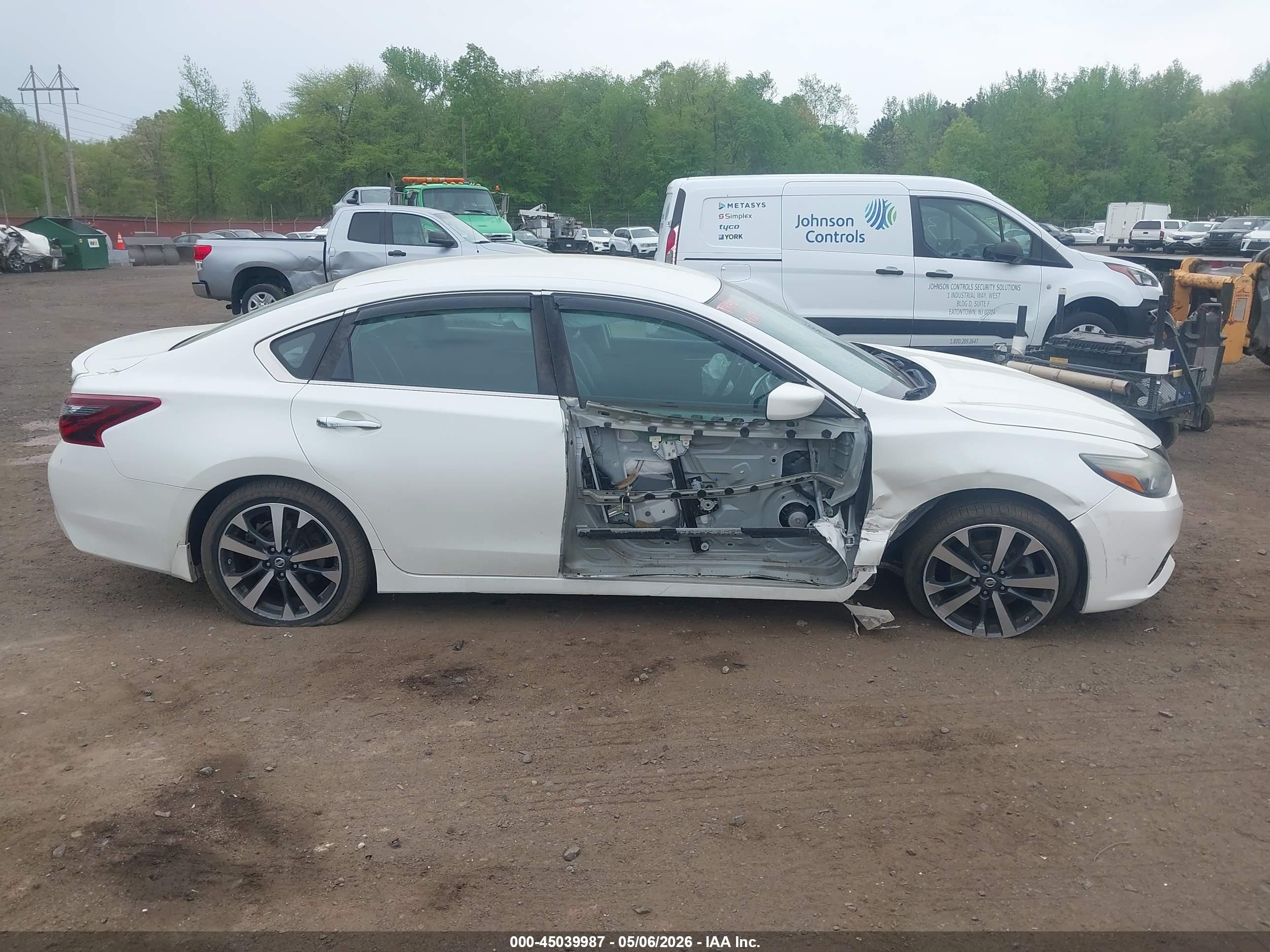 2017 Nissan Altima 2.5 Sr White vin: 1N4AL3AP4HC265724