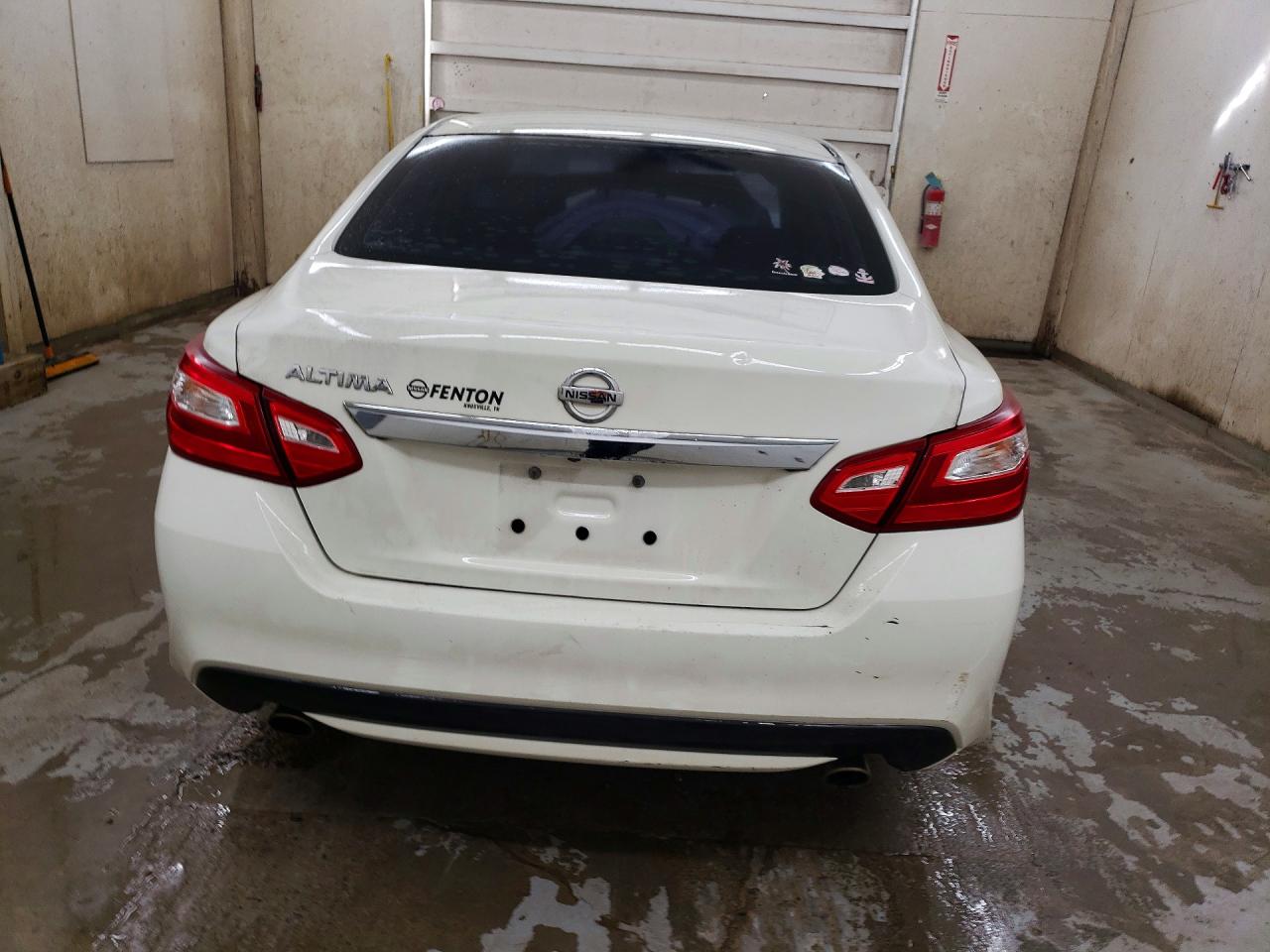 2017 Nissan Altima 2.5 S White vin: 1N4AL3AP4HC481122