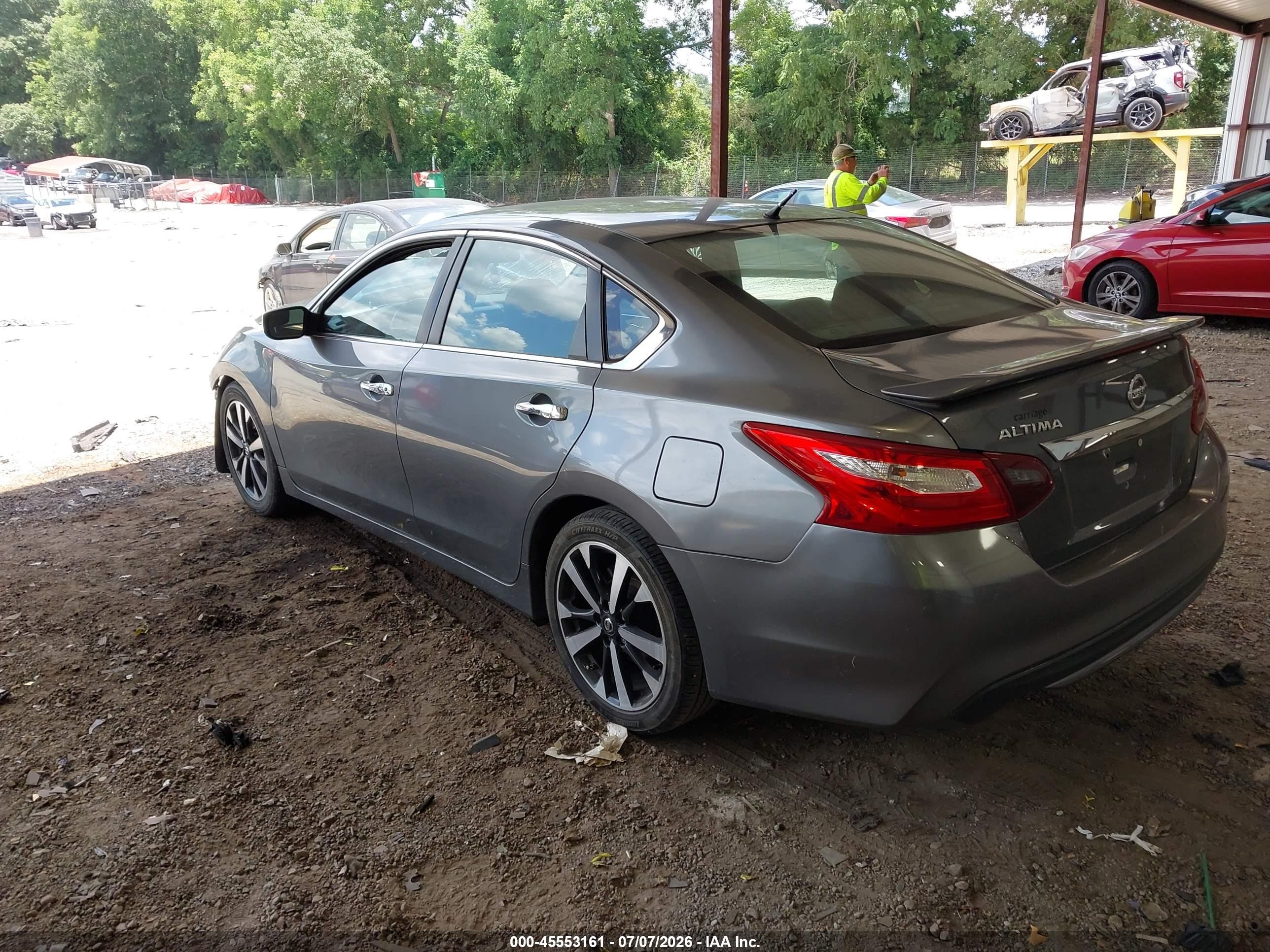 2018 Nissan Altima 2.5 Sr Gray vin: 1N4AL3AP4JC110452