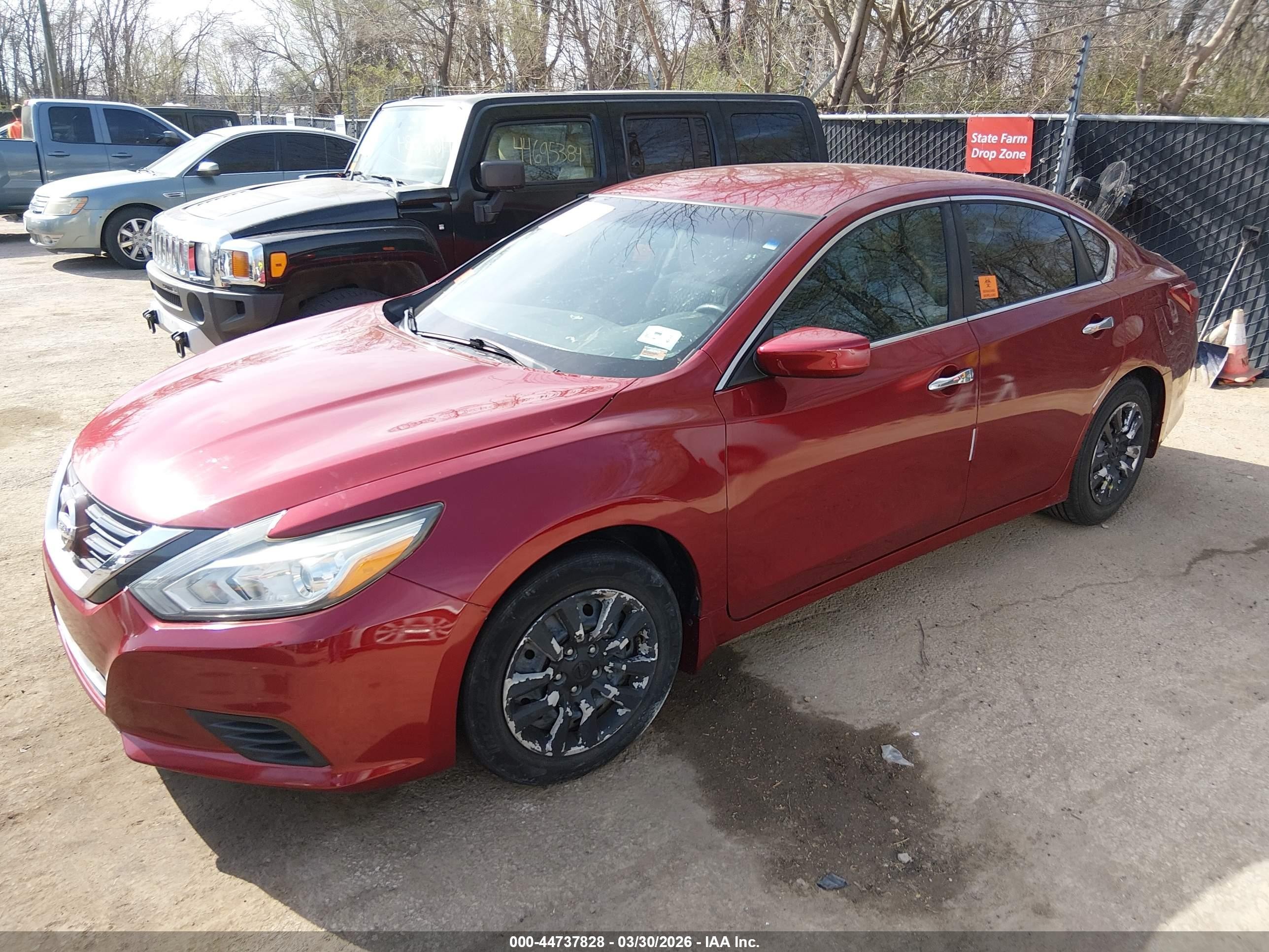 2018 Nissan Altima 2.5 S Красный vin: 1N4AL3AP4JC152880