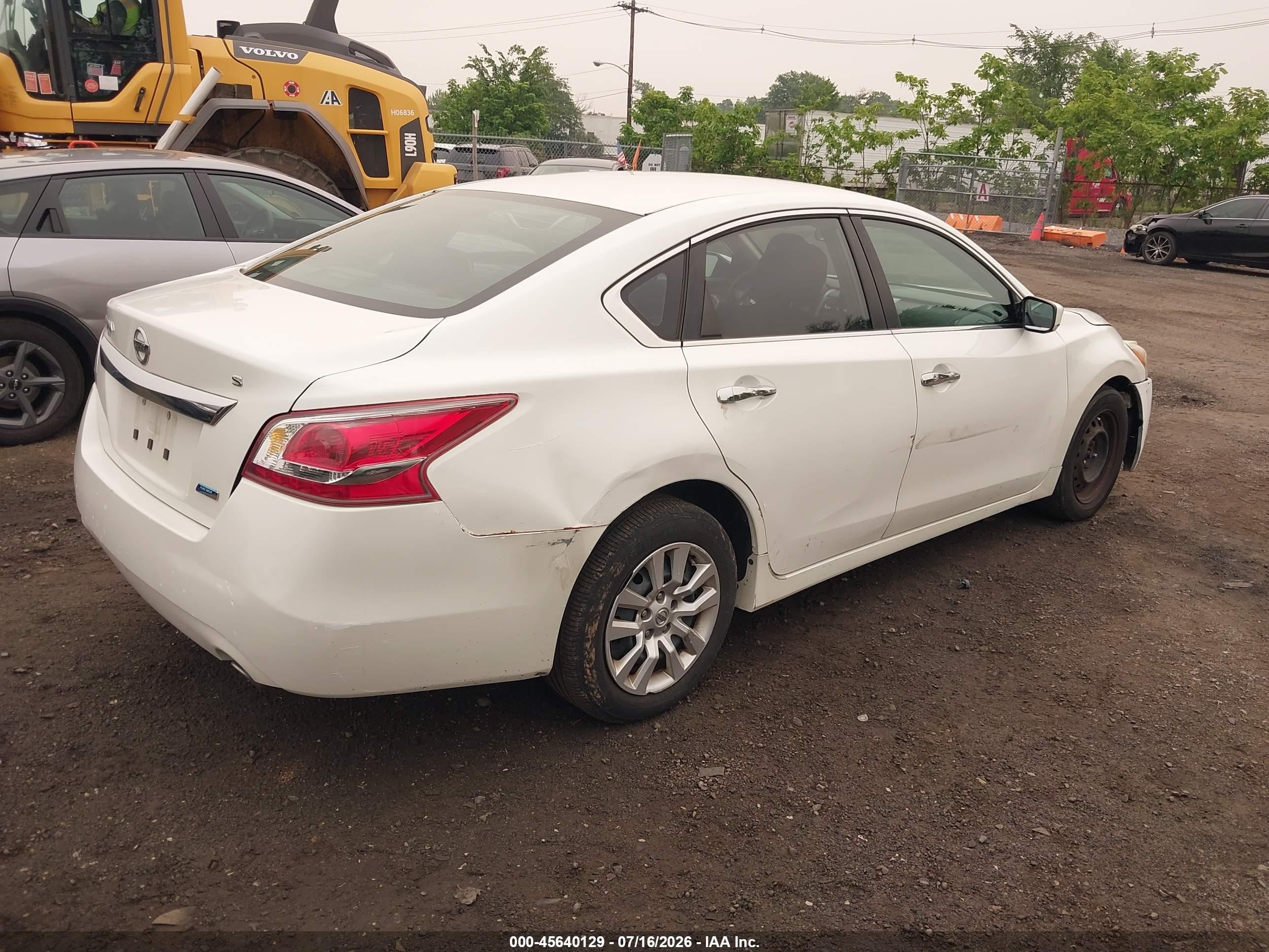 2013 Nissan Altima 2.5 S White vin: 1N4AL3AP5DC108987