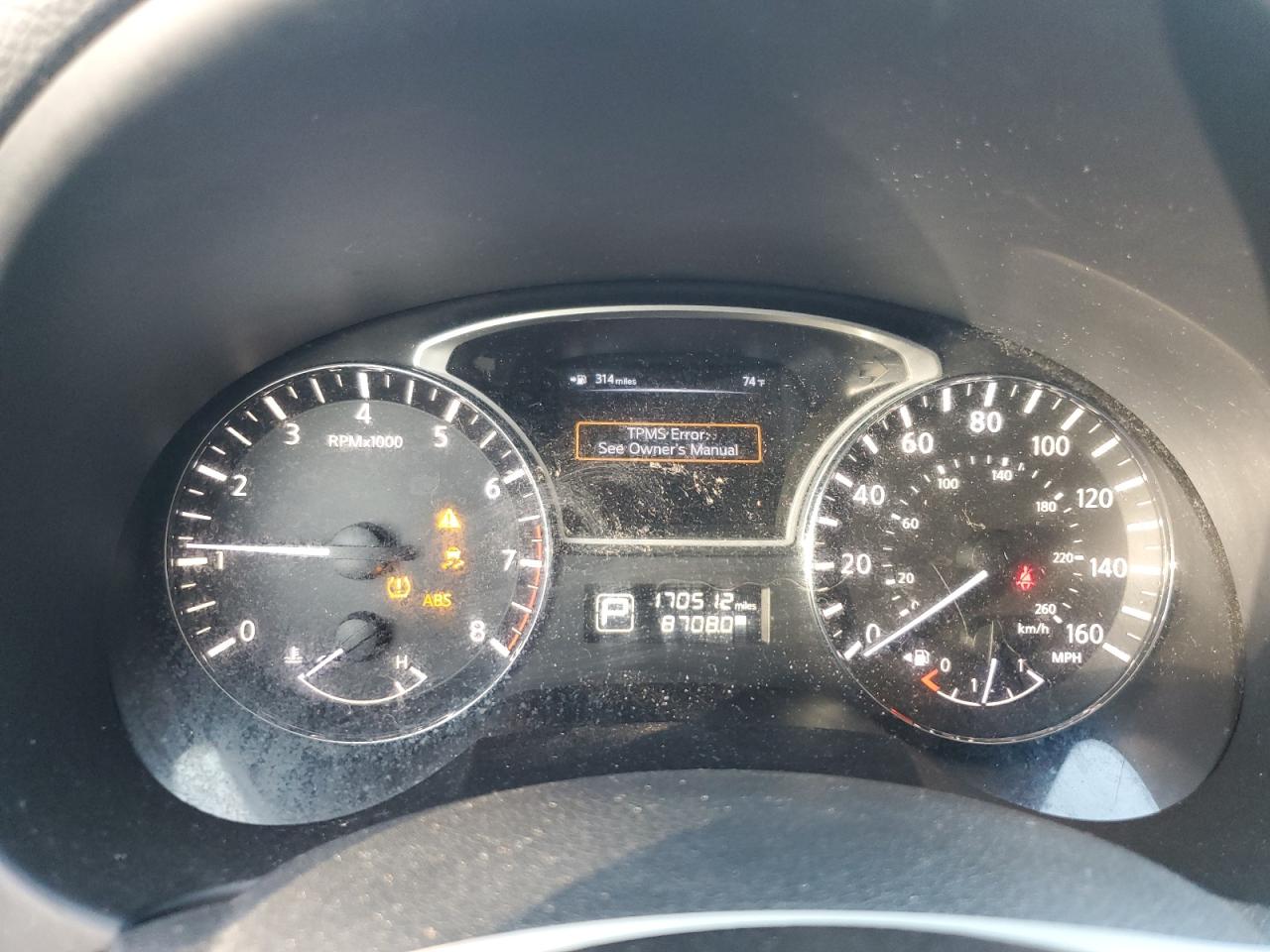 2013 Nissan Altima 2.5 Red vin: 1N4AL3AP5DC140970