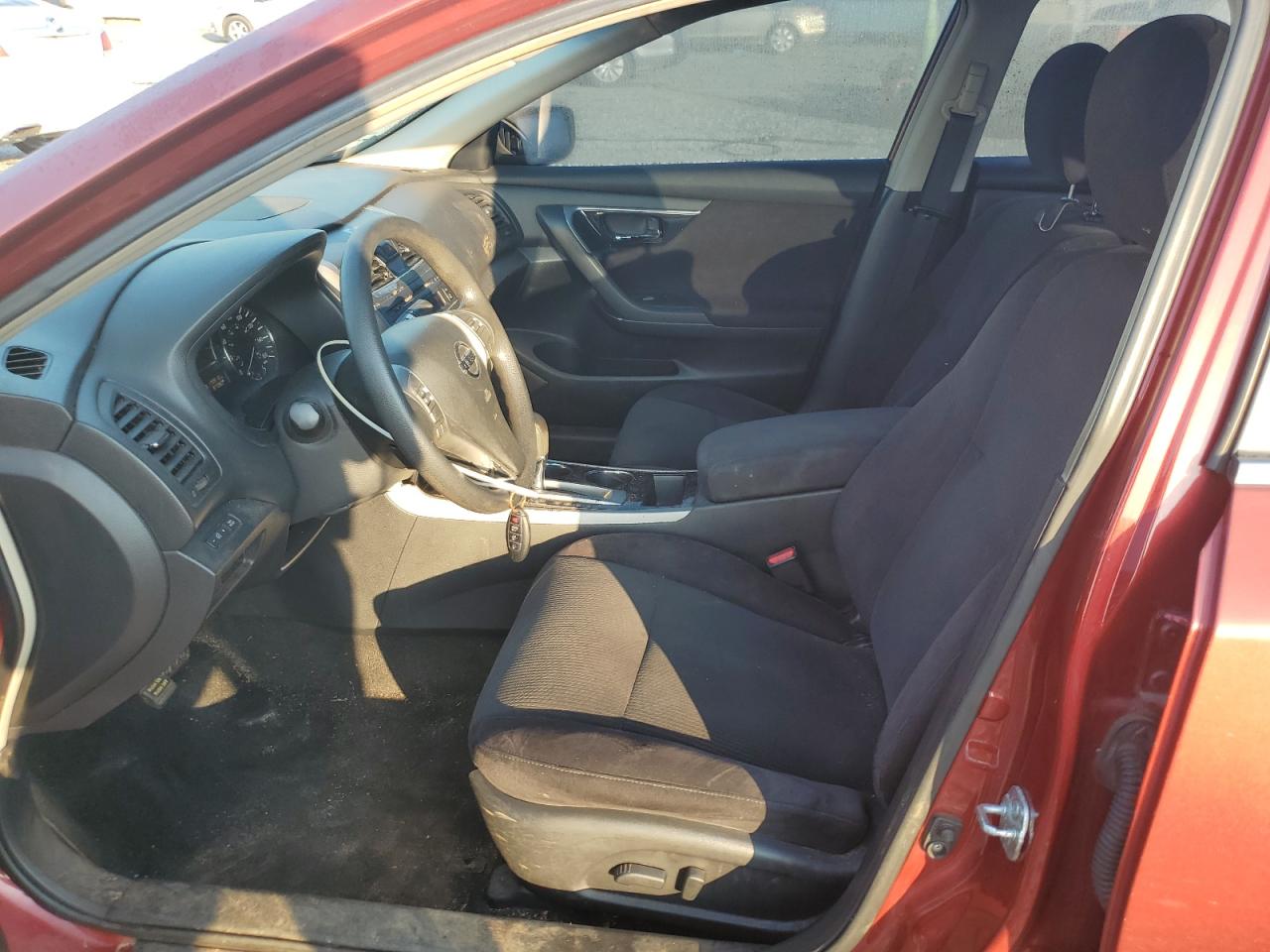 2013 Nissan Altima 2.5 Red vin: 1N4AL3AP5DC140970