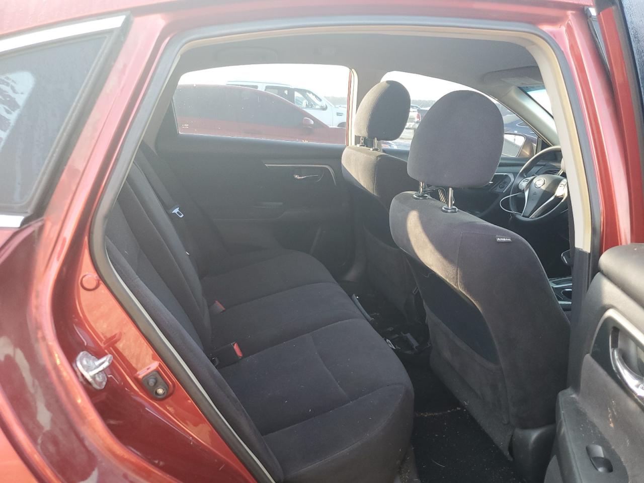 2013 Nissan Altima 2.5 Red vin: 1N4AL3AP5DC140970