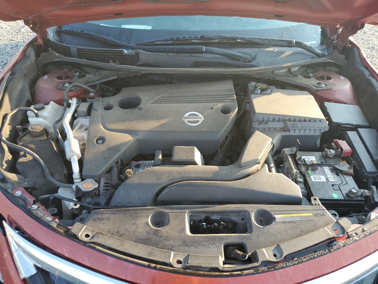 2013 Nissan Altima 2.5 Red vin: 1N4AL3AP5DC140970