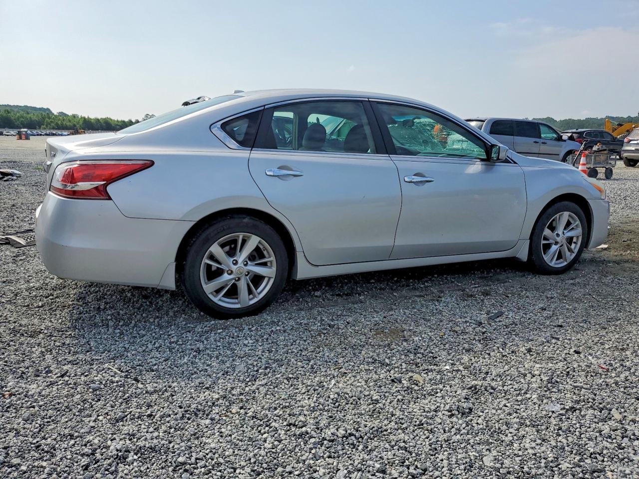 2013 Nissan Altima 2.5 Silver vin: 1N4AL3AP5DC158160