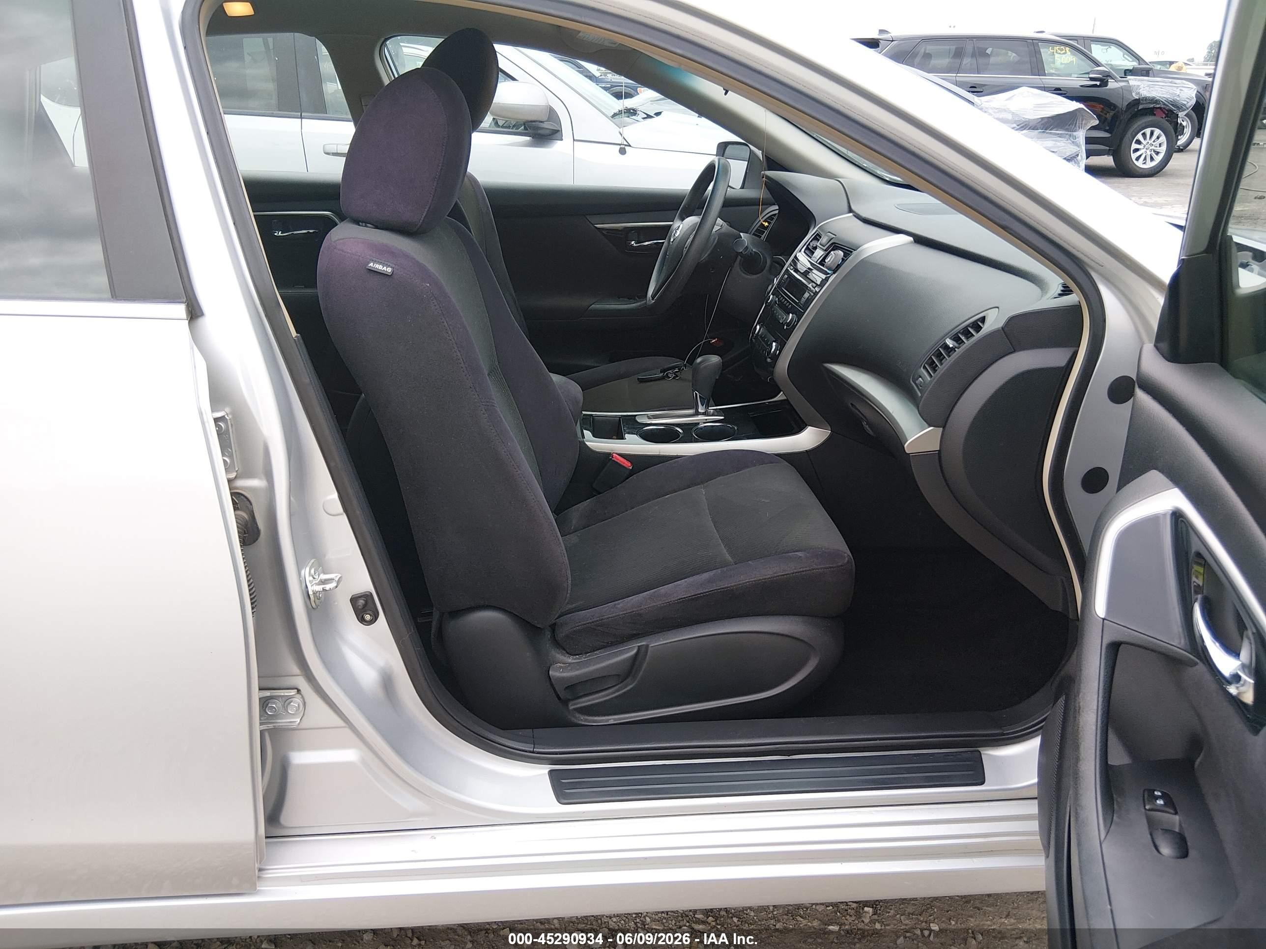 2013 Nissan Altima 2.5 S Silver vin: 1N4AL3AP5DC170809