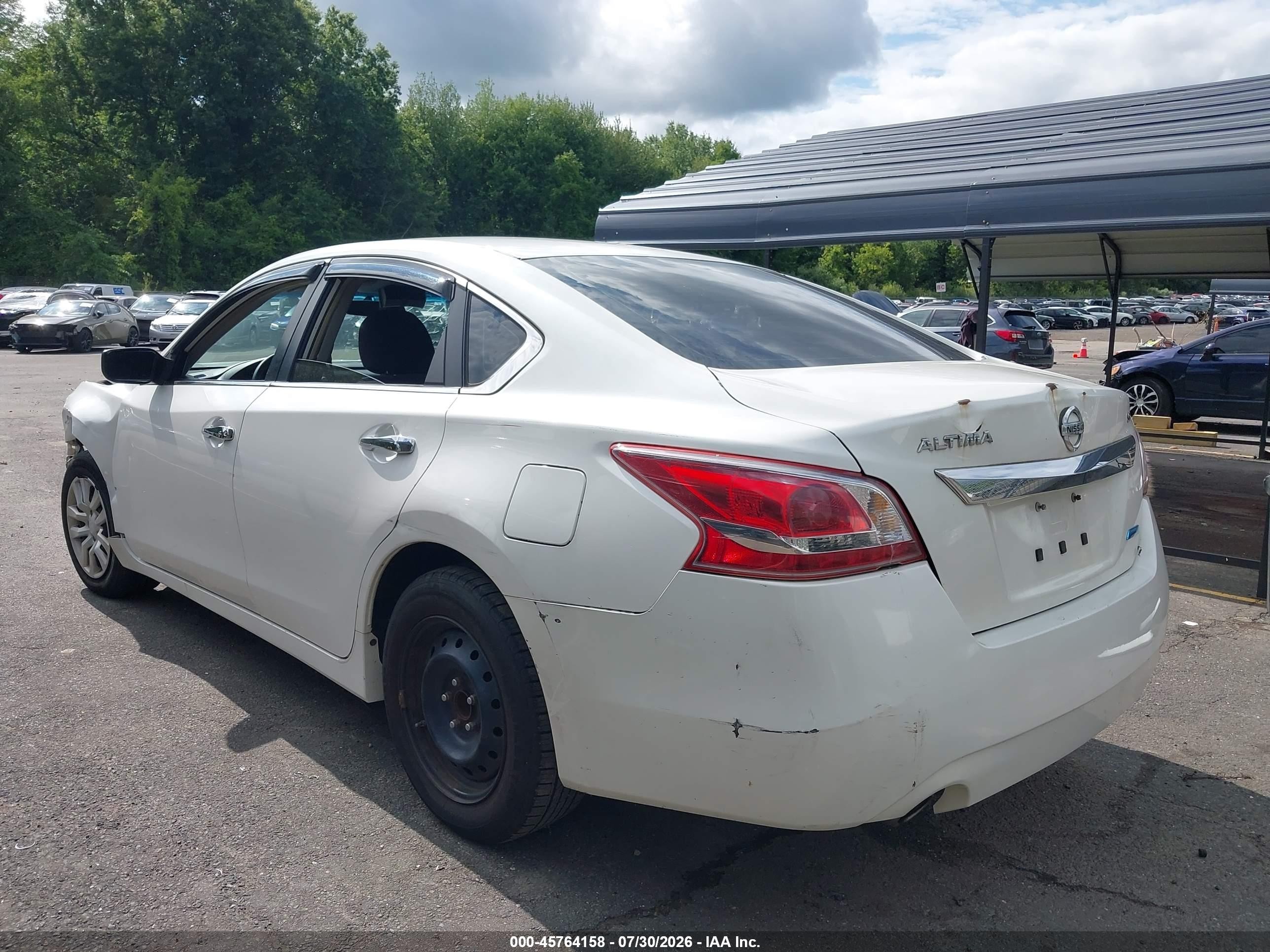 2013 Nissan Altima 2.5 S White vin: 1N4AL3AP5DC201721
