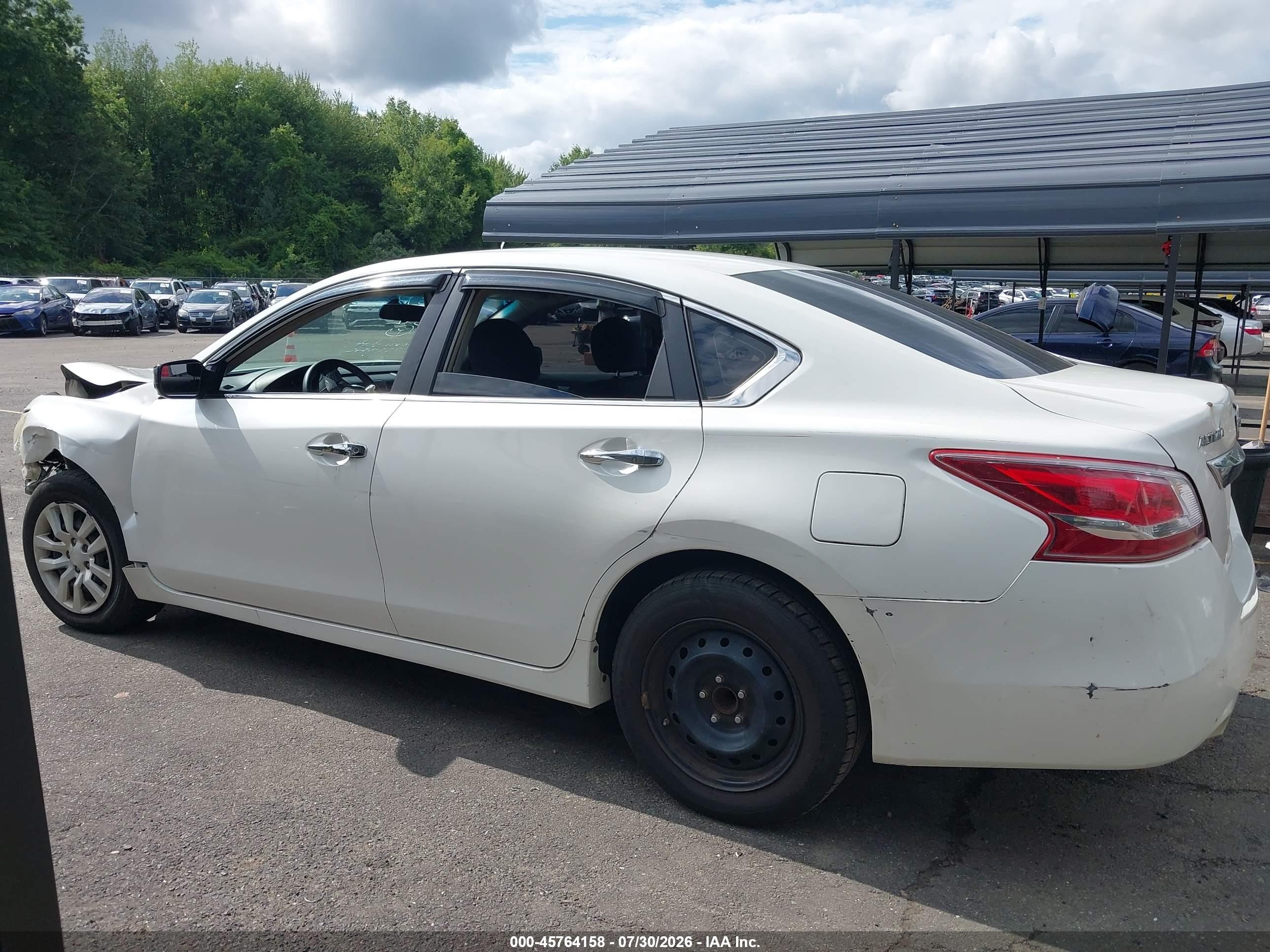 2013 Nissan Altima 2.5 S White vin: 1N4AL3AP5DC201721