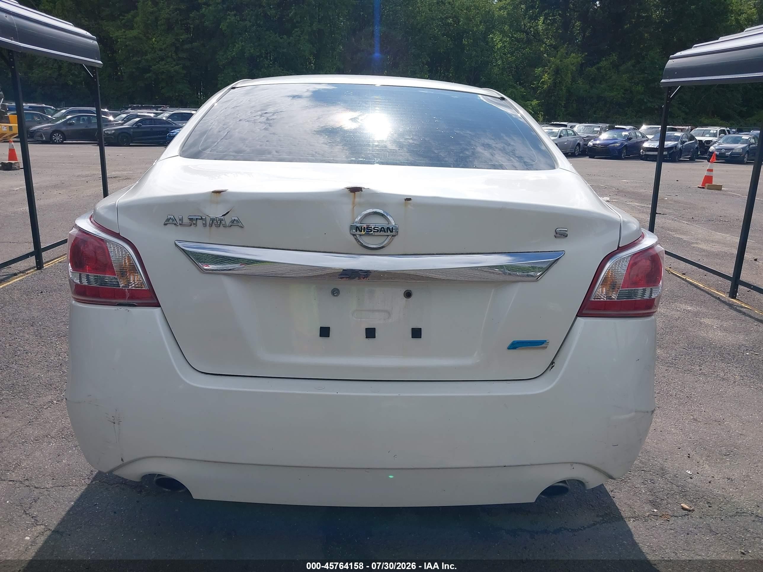 2013 Nissan Altima 2.5 S White vin: 1N4AL3AP5DC201721