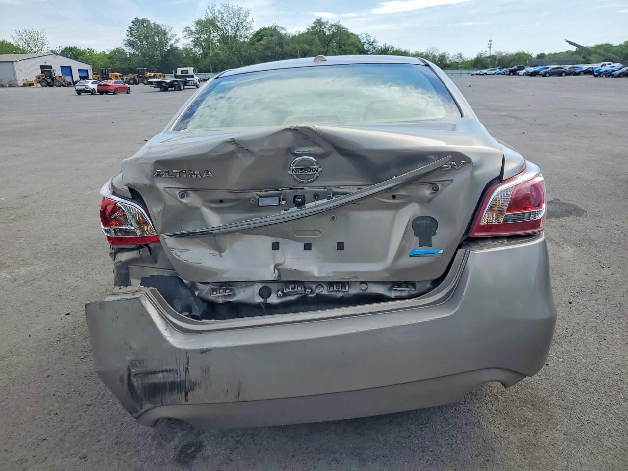 2013 Nissan Altima 2.5 Gold vin: 1N4AL3AP5DC202108