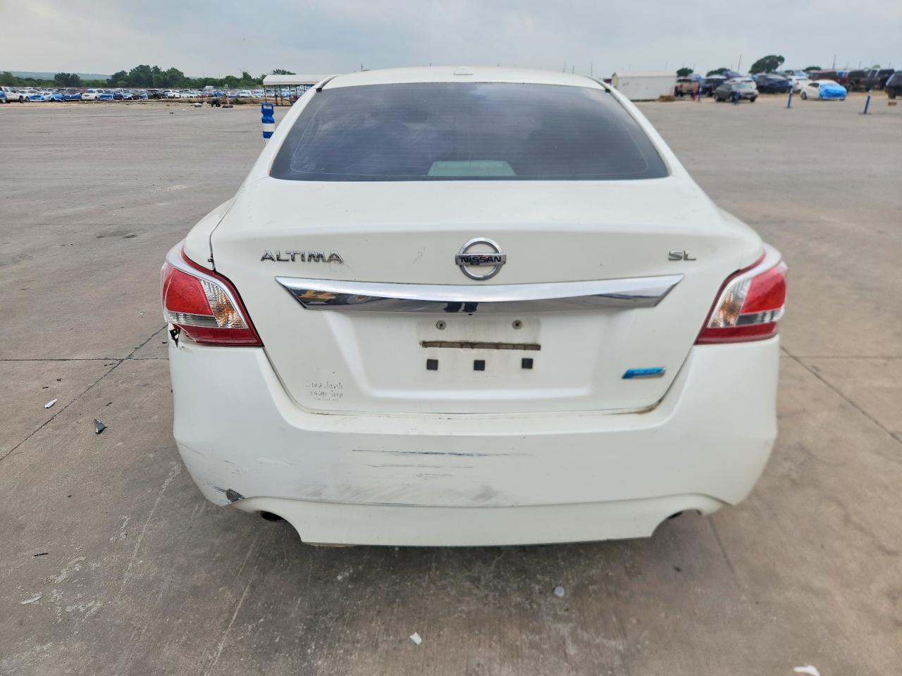2013 Nissan Altima 2.5 White vin: 1N4AL3AP5DC227459