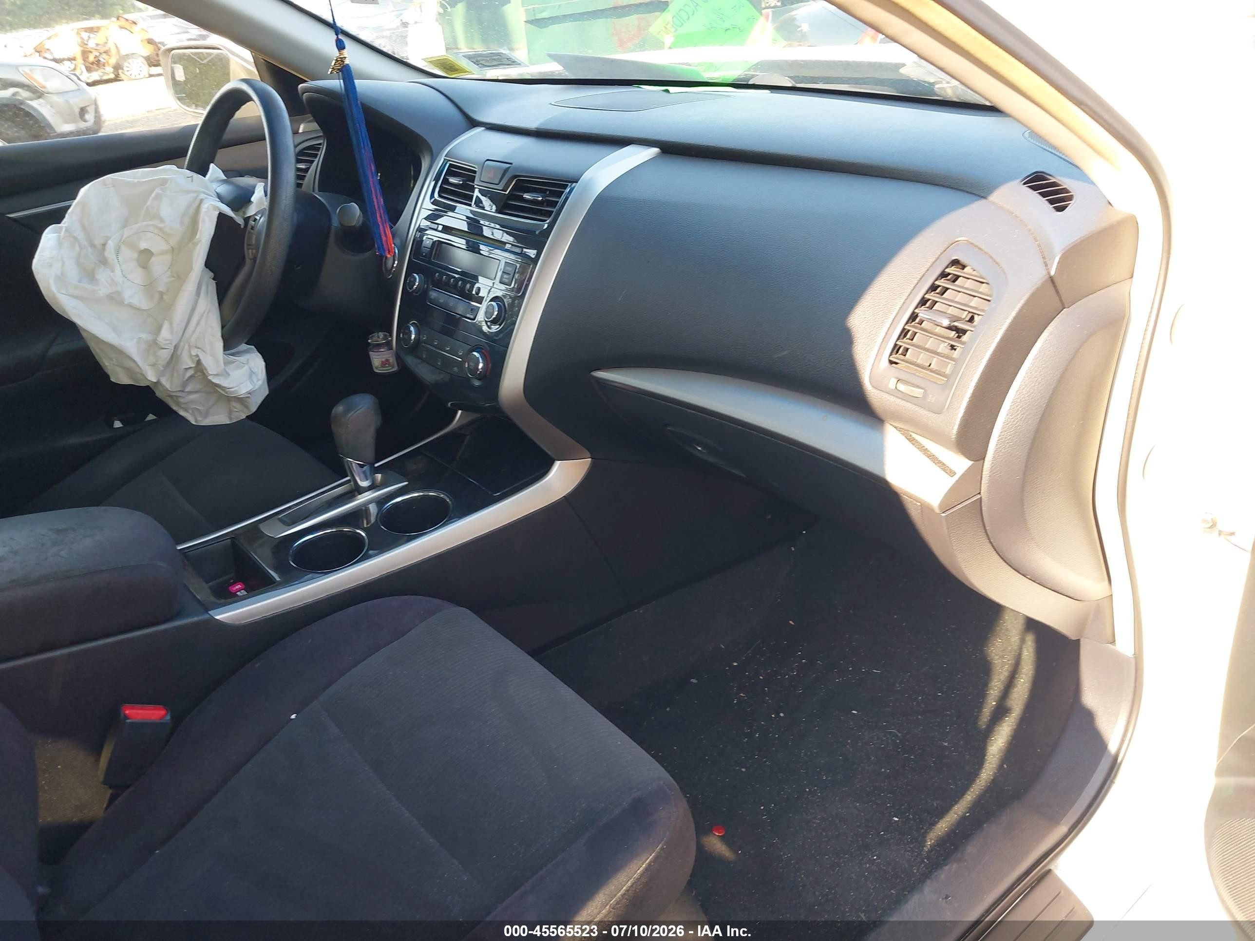 2013 Nissan Altima 2.5 S Белый vin: 1N4AL3AP5DC229342