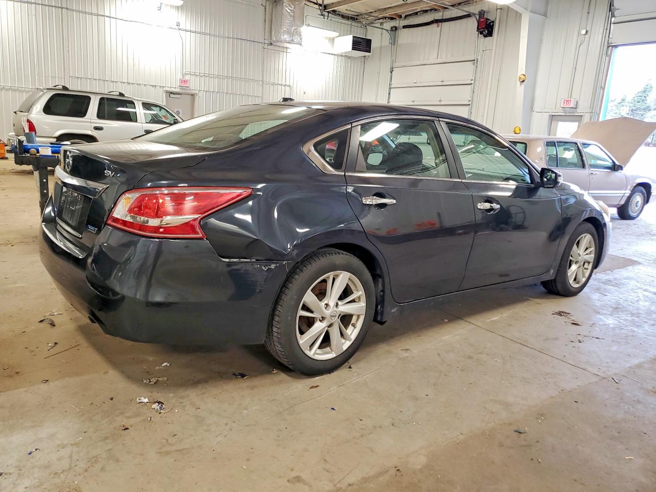 2013 Niss Altima Charcoal vin: 1N4AL3AP5DC242639