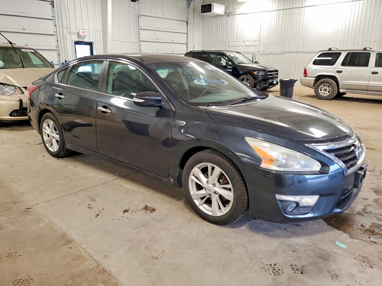 2013 Niss Altima Charcoal vin: 1N4AL3AP5DC242639