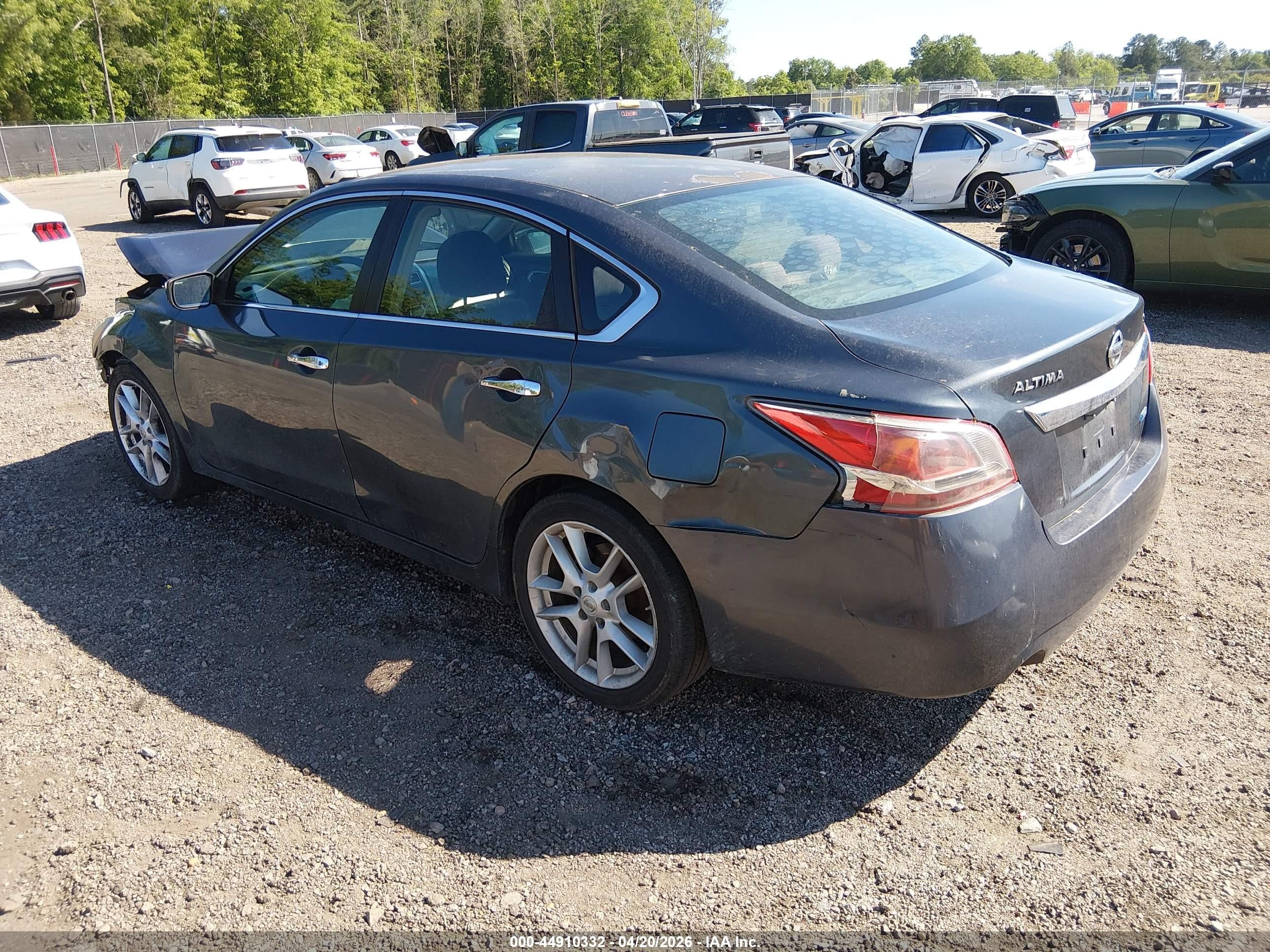 2013 Nissan Altima 2.5 S Black vin: 1N4AL3AP5DC271722