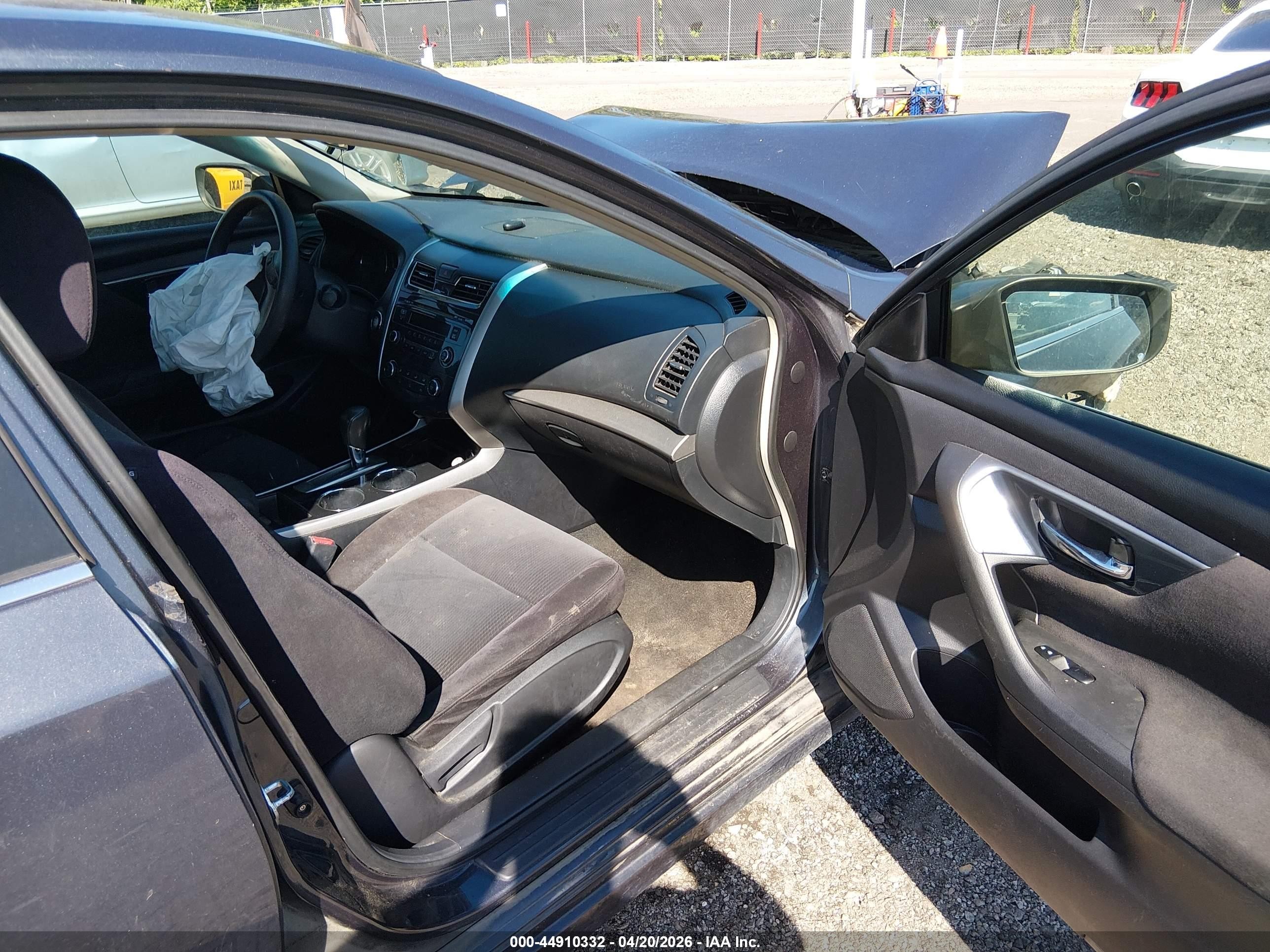 2013 Nissan Altima 2.5 S Black vin: 1N4AL3AP5DC271722