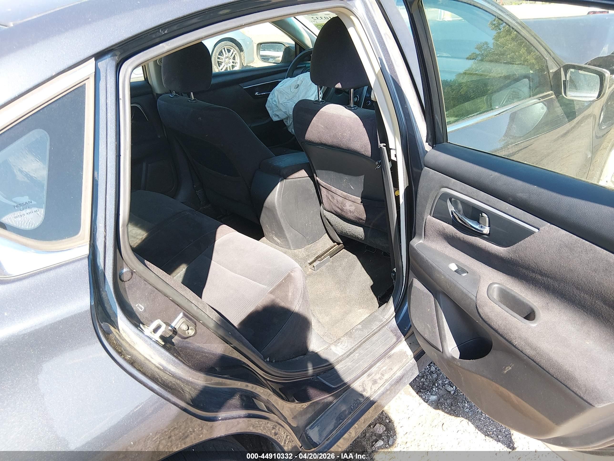 2013 Nissan Altima 2.5 S Black vin: 1N4AL3AP5DC271722
