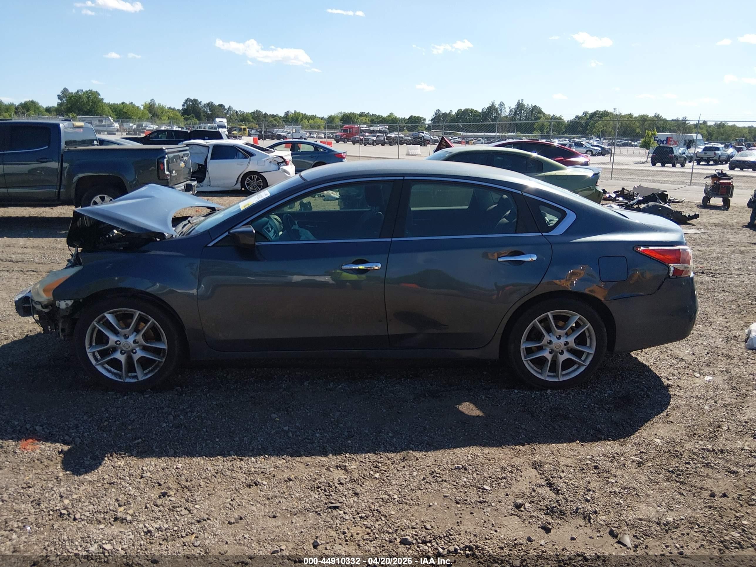 2013 Nissan Altima 2.5 S Black vin: 1N4AL3AP5DC271722