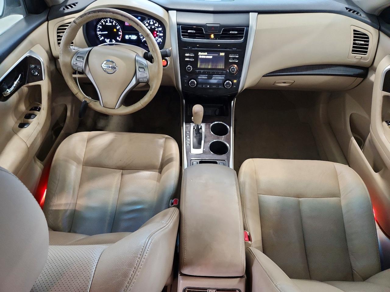 2013 Nissan Altima 2.5/s/sv/sl White vin: 1N4AL3AP5DC287189
