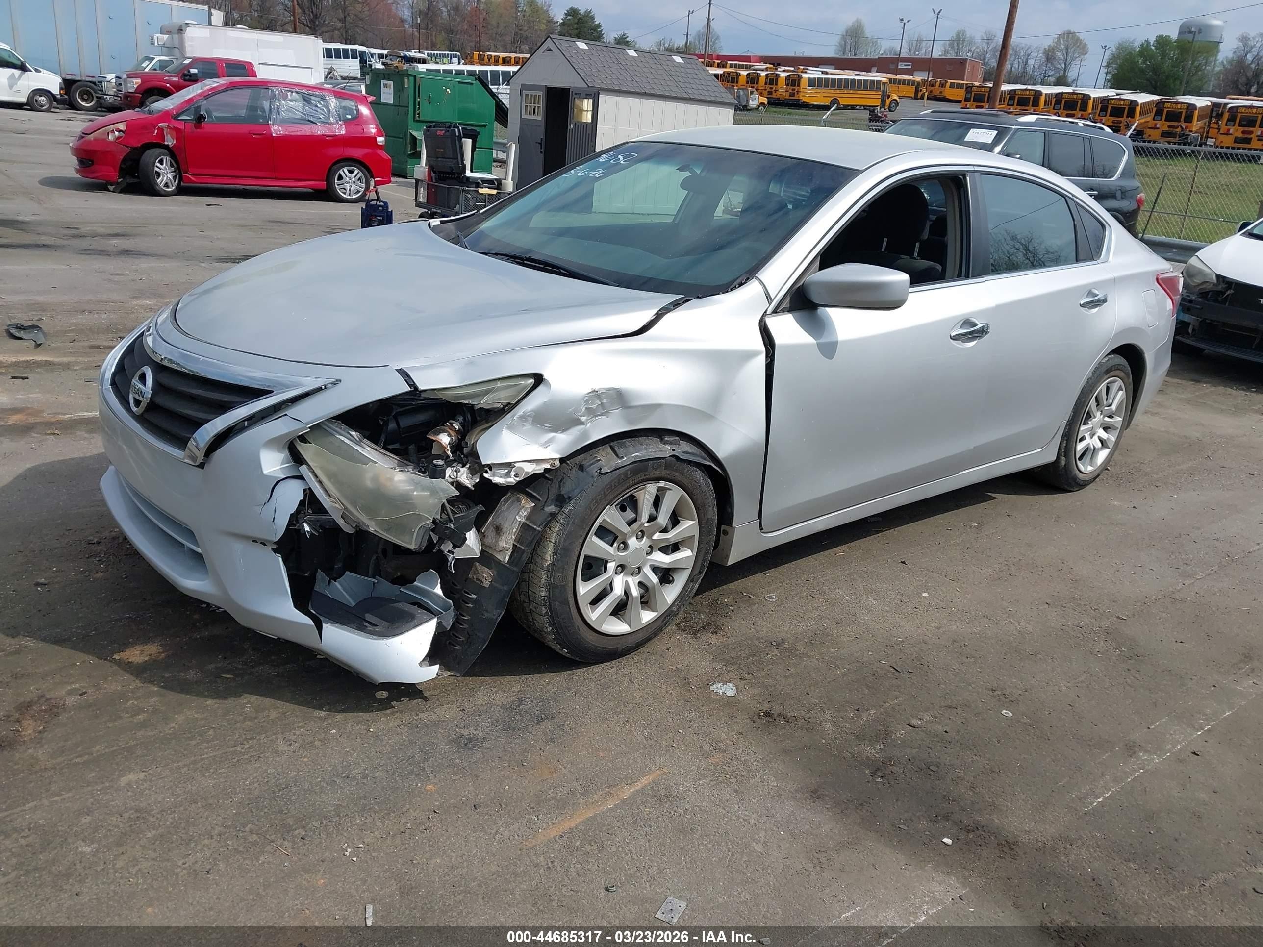 2013 Nissan Altima 2.5 S Silver vin: 1N4AL3AP5DC299682