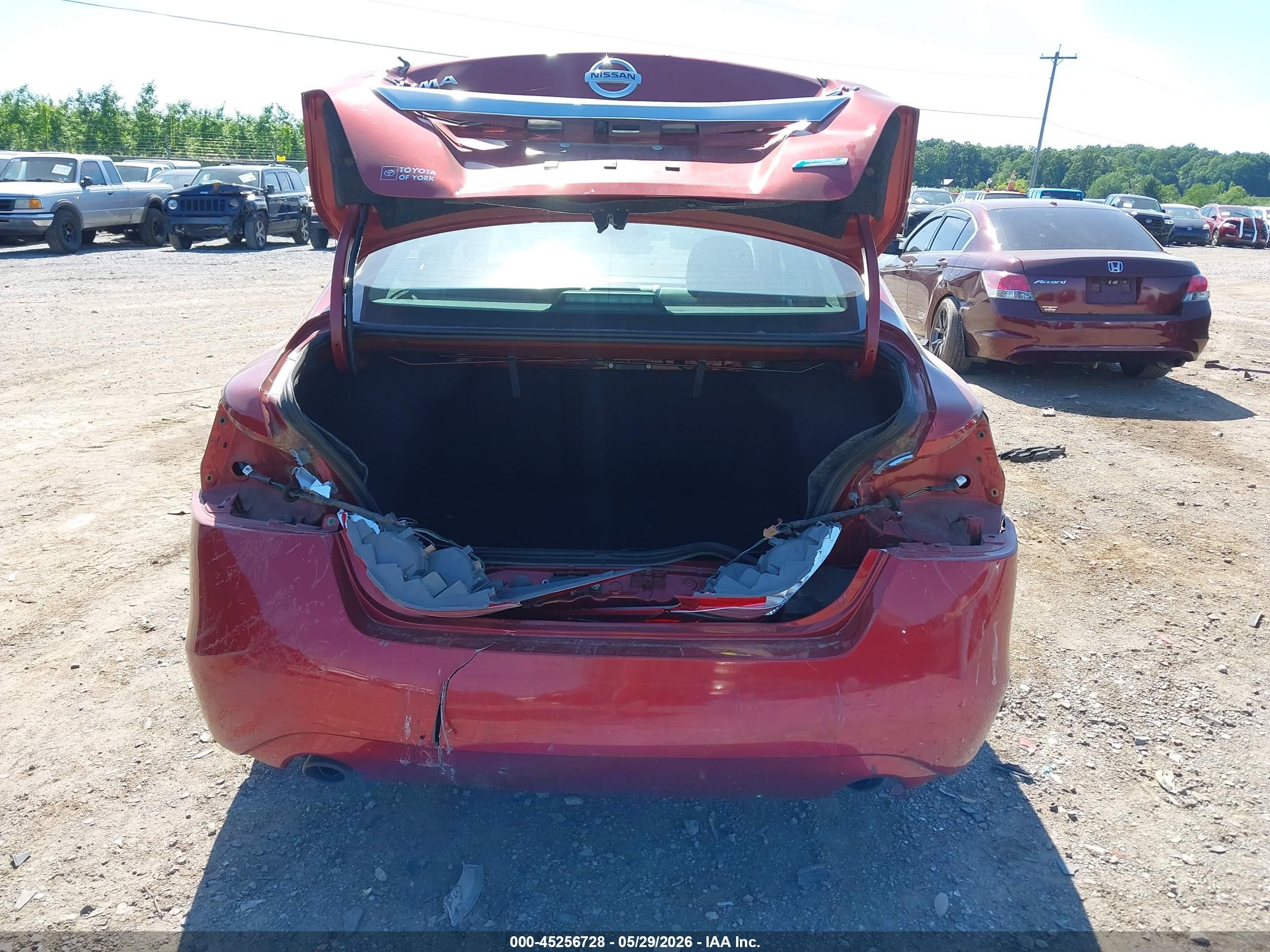 2013 Nissan Altima 2.5 Sv Red vin: 1N4AL3AP5DC914294