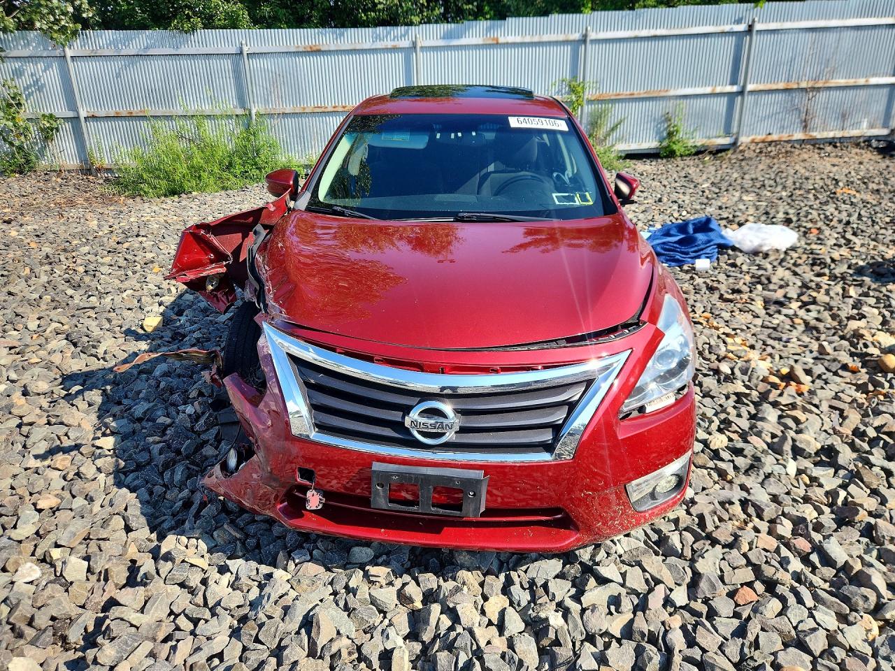 2013 Nissan Altima 2.5 Red vin: 1N4AL3AP5DN420098