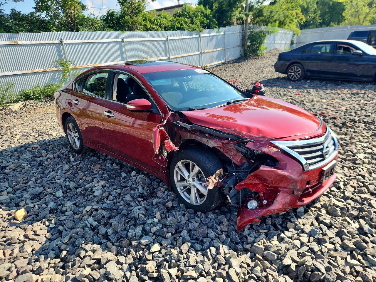 2013 Nissan Altima 2.5 Red vin: 1N4AL3AP5DN420098