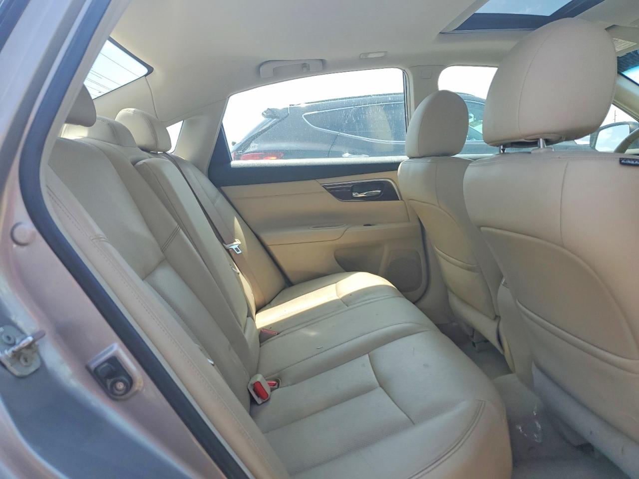 2013 Nissan Altima 2.5 Gold vin: 1N4AL3AP5DN420733