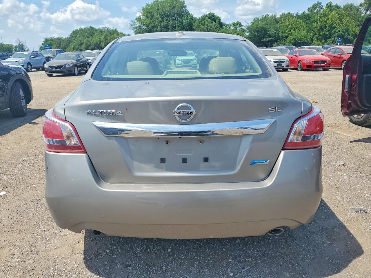 2013 Nissan Altima 2.5 Gold vin: 1N4AL3AP5DN420733