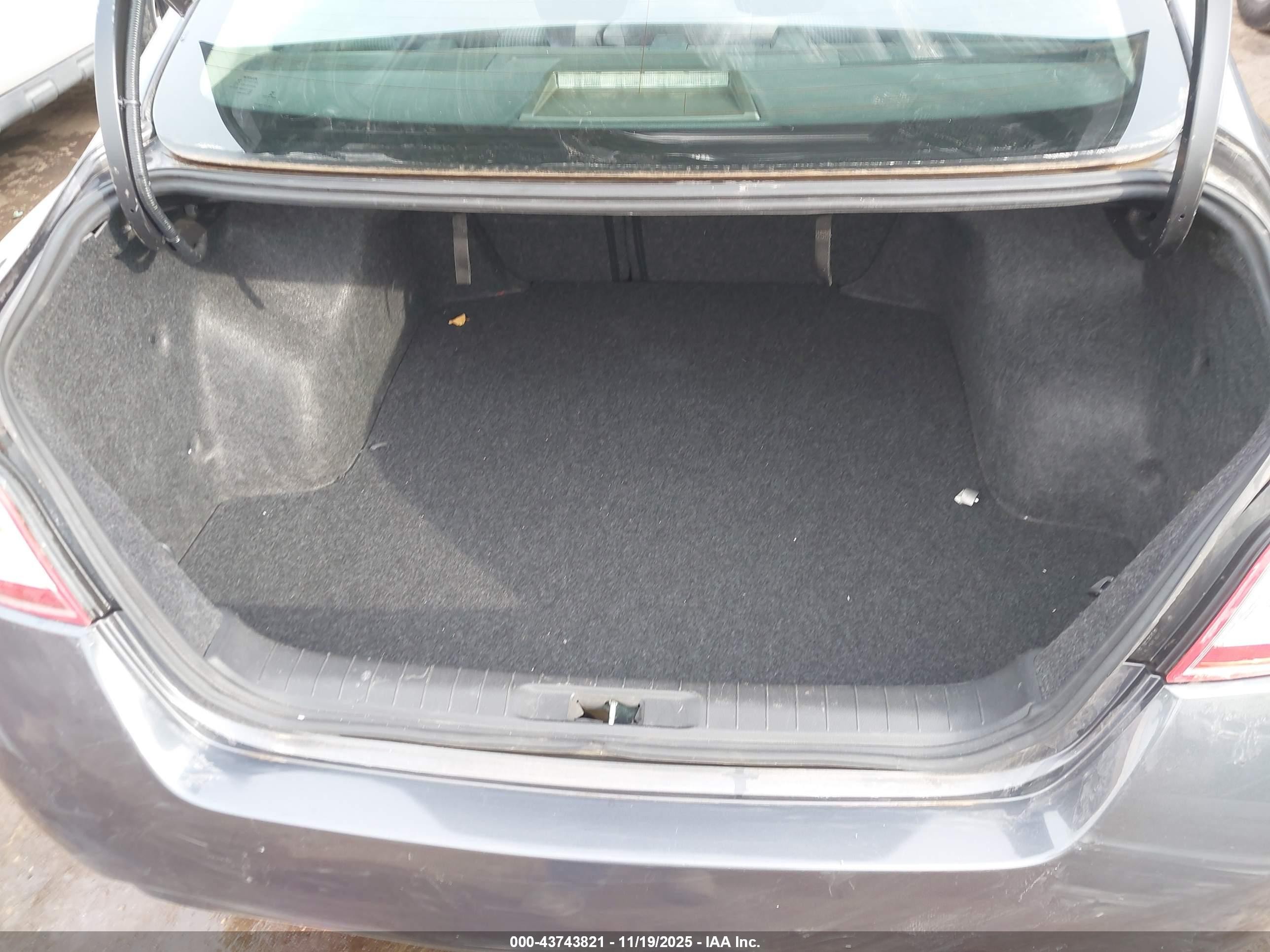 2013 Nissan Altima 2.5 Sv Серый vin: 1N4AL3AP5DN431585