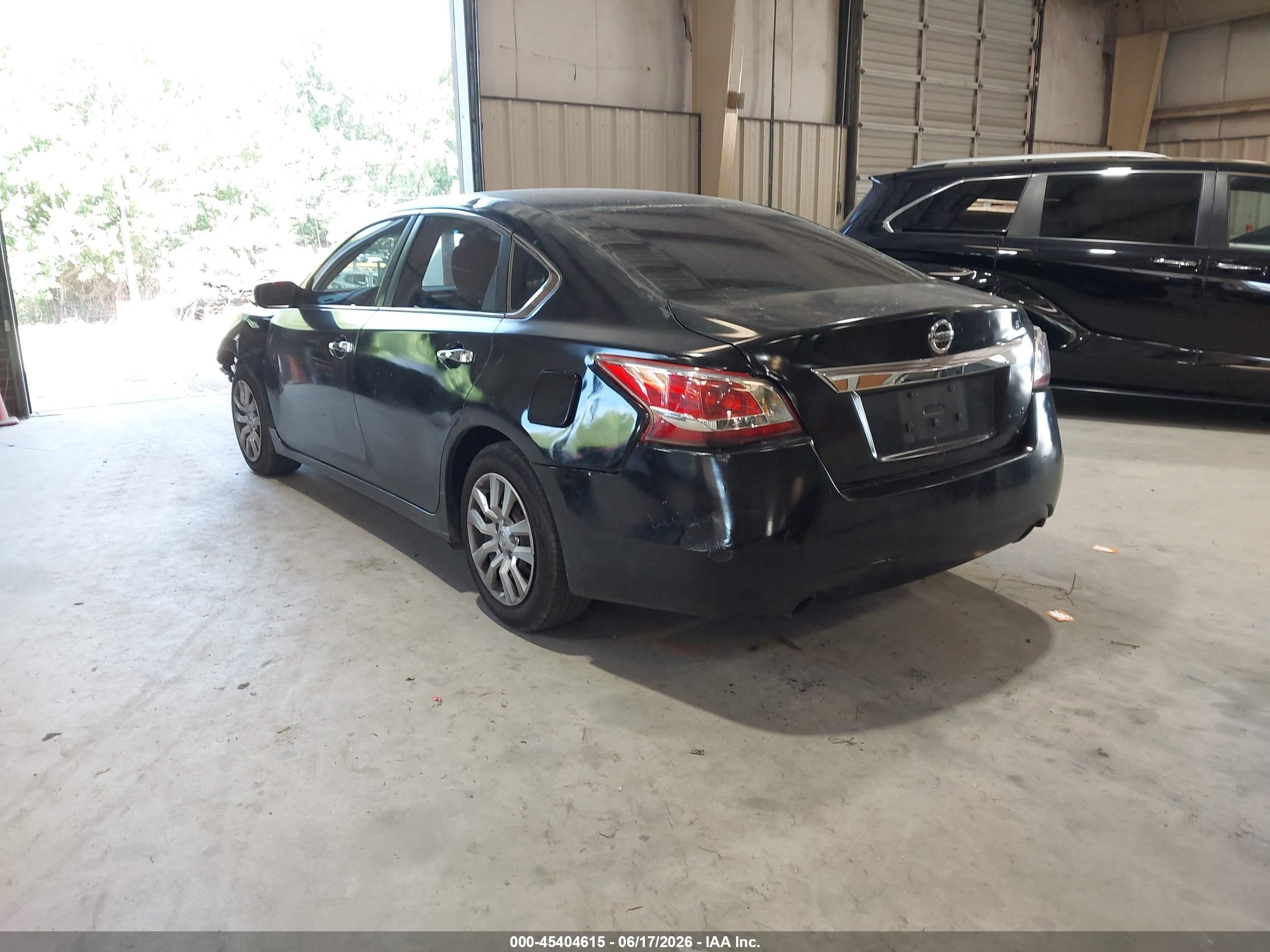 2013 Nissan Altima 2.5 S Black vin: 1N4AL3AP5DN433031