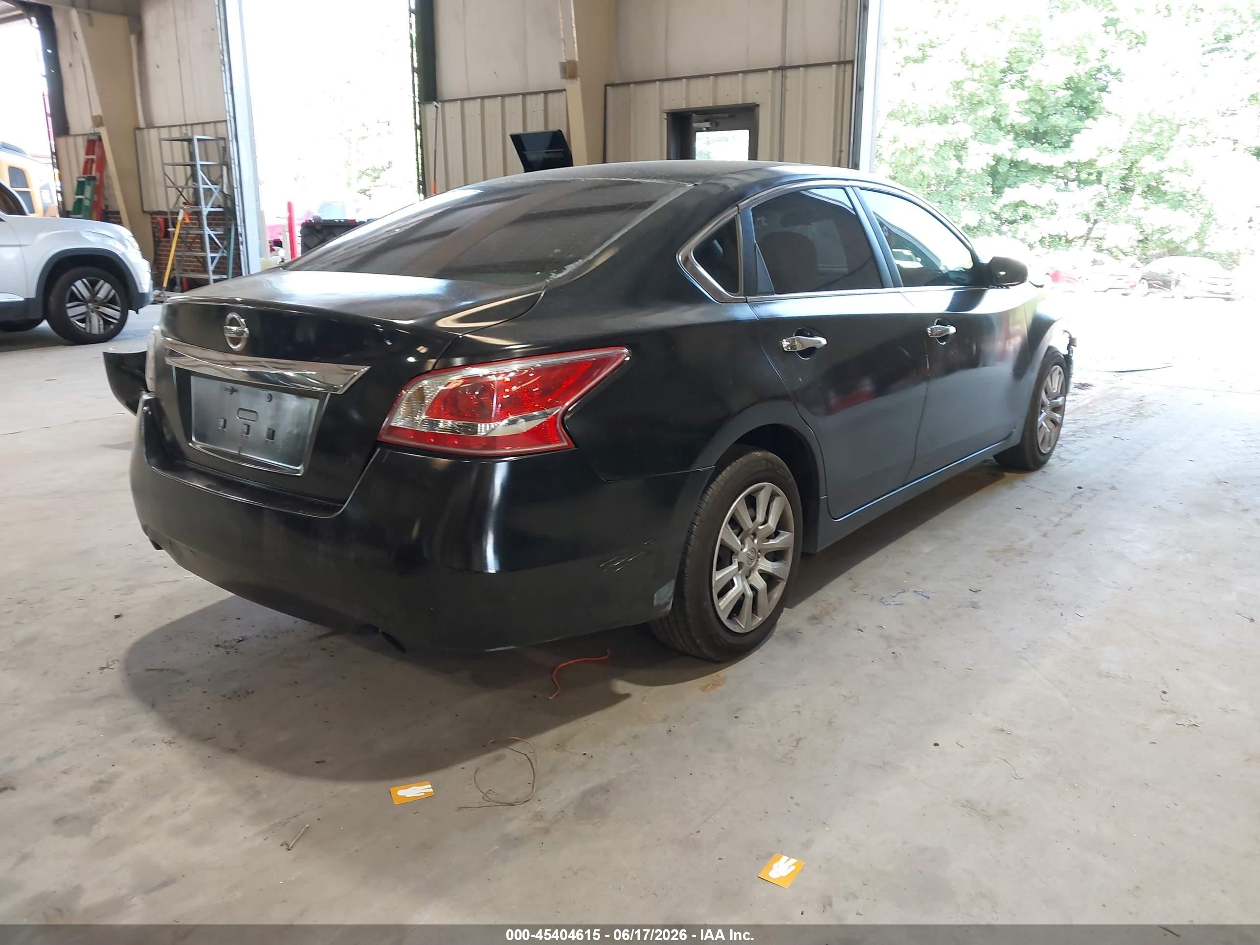 2013 Nissan Altima 2.5 S Black vin: 1N4AL3AP5DN433031