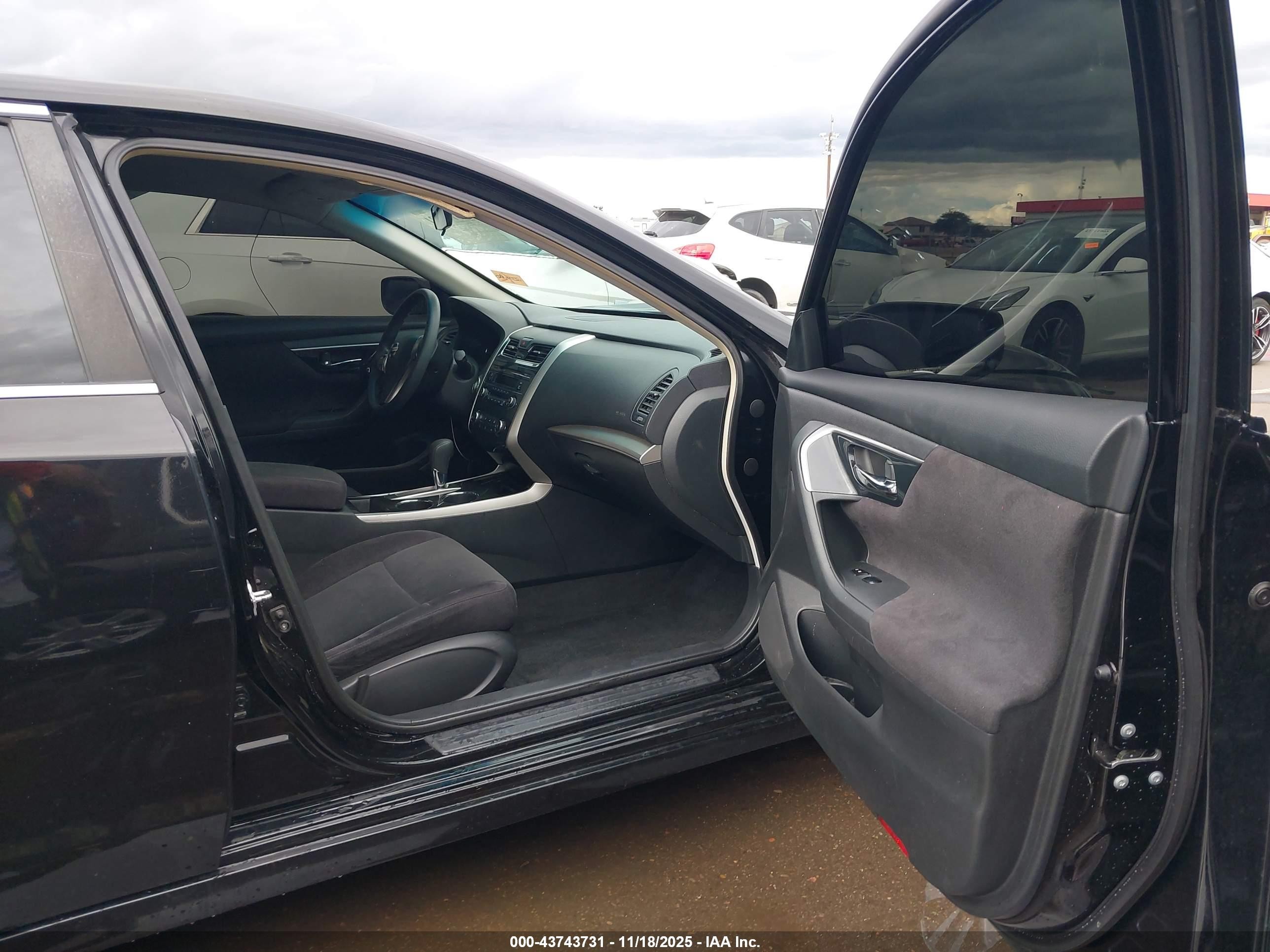2013 Nissan Altima 2.5 Black vin: 1N4AL3AP5DN463601