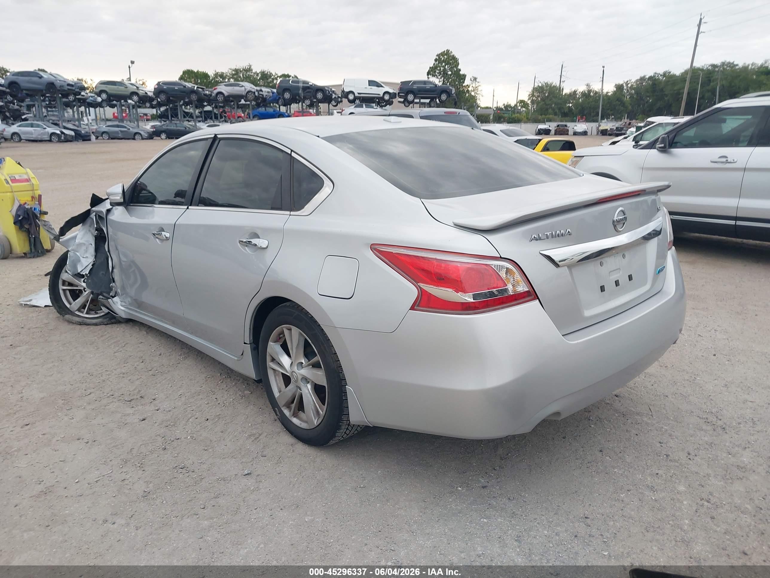 2013 Nissan Altima 2.5 Sl Серебряный vin: 1N4AL3AP5DN472945