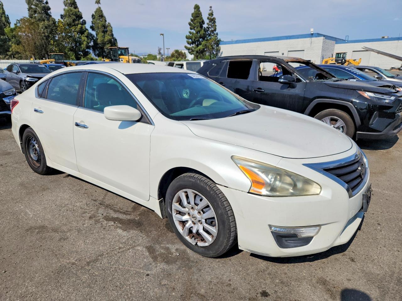 2013 Nissan Altima 2.5 White vin: 1N4AL3AP5DN479572