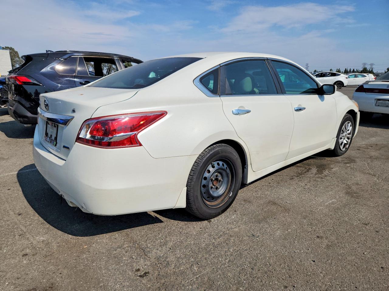 2013 Nissan Altima 2.5 White vin: 1N4AL3AP5DN479572
