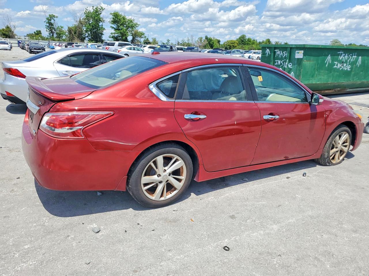 2013 Nissan Altima 2.5 Red vin: 1N4AL3AP5DN493438