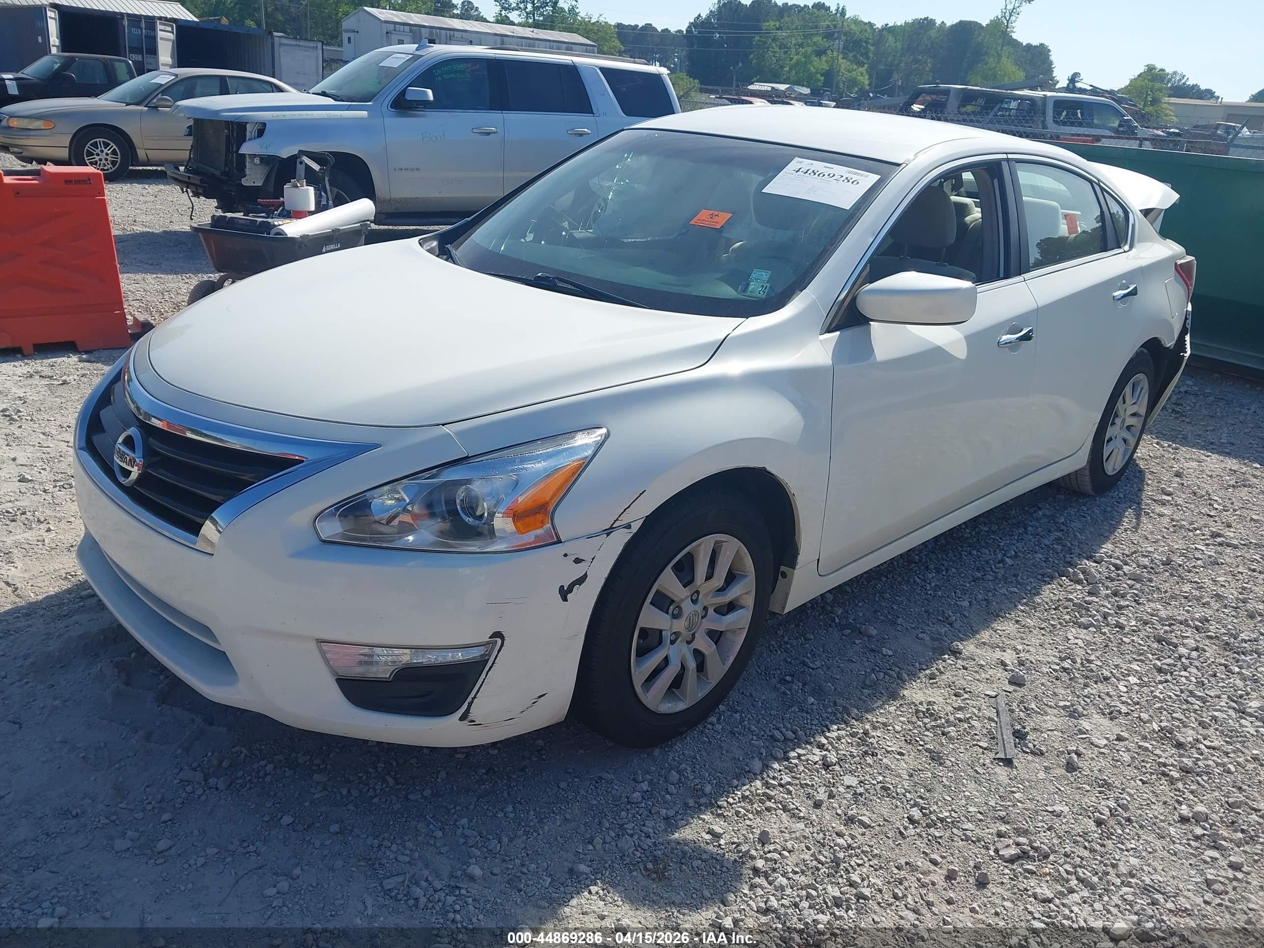 2013 Nissan Altima 2.5 S White vin: 1N4AL3AP5DN499336
