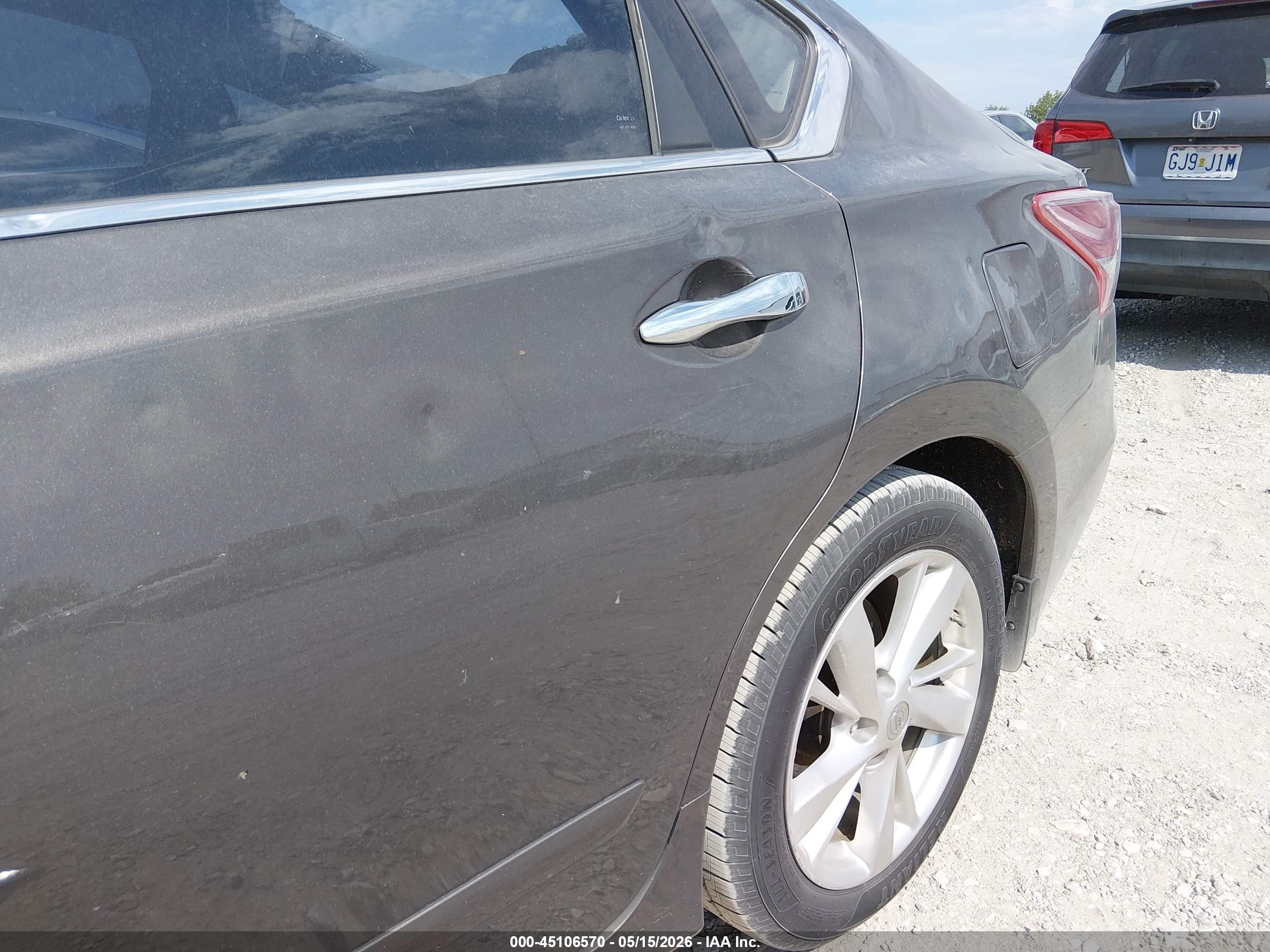 2013 Nissan Altima 2.5 Sv Gray vin: 1N4AL3AP5DN508293