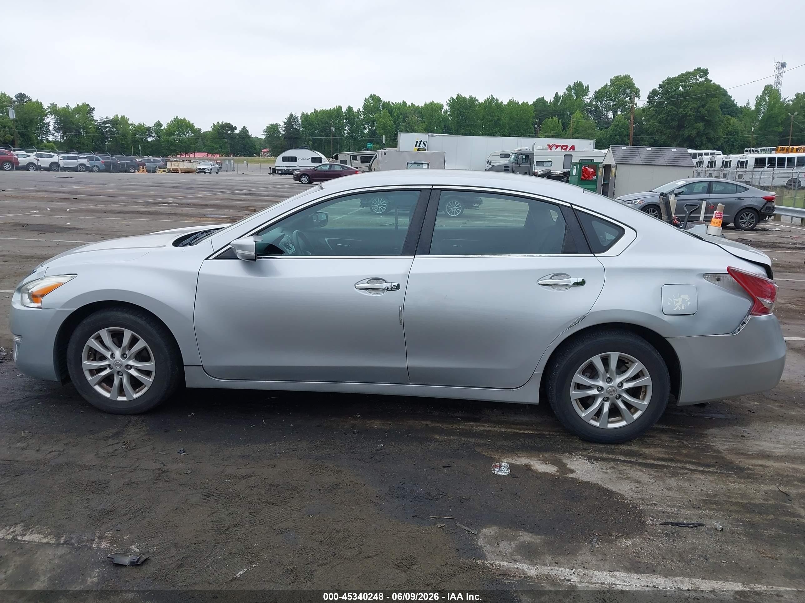 2013 Nissan Altima 2.5 S Silver vin: 1N4AL3AP5DN523702